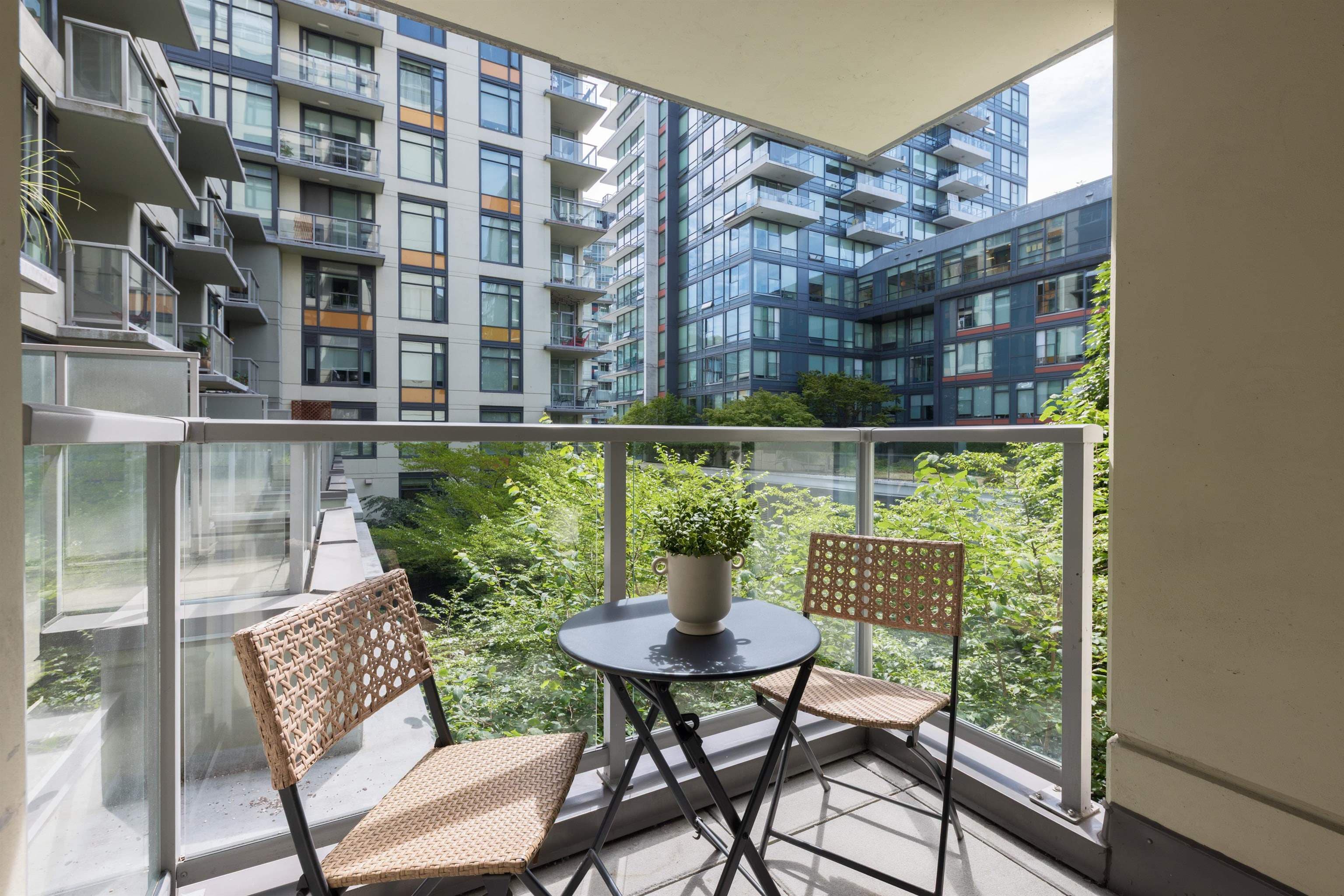 301 - 138 W 1st Avenue, Vancouver, V5Y 0H5 — photo 3
