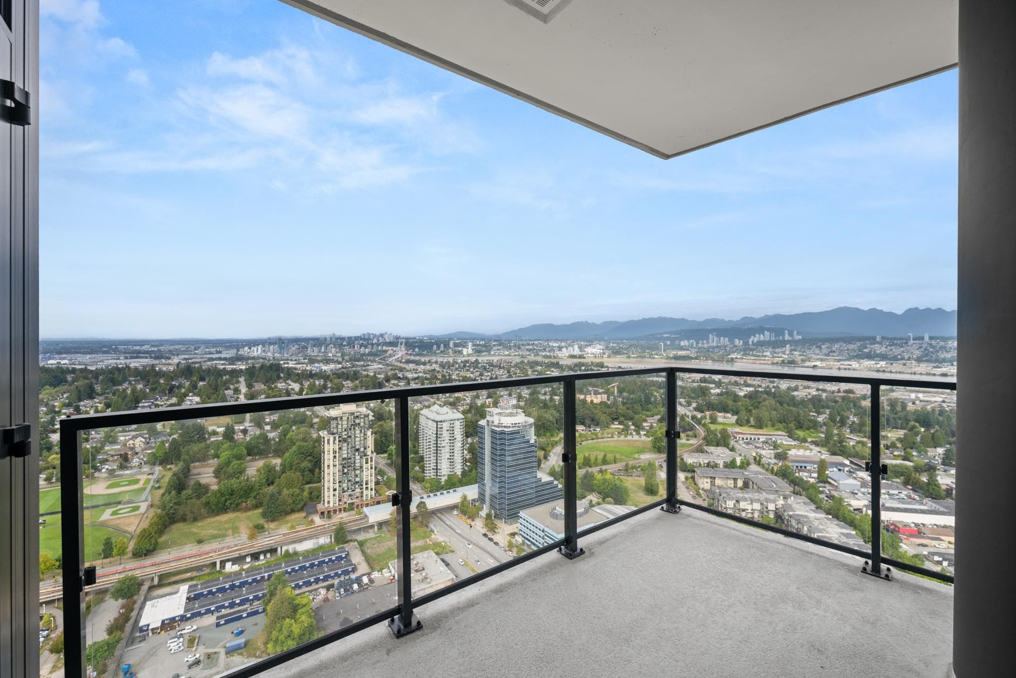 3808 - 10750 135a Street, Surrey, V3T 0V4 — photo 3