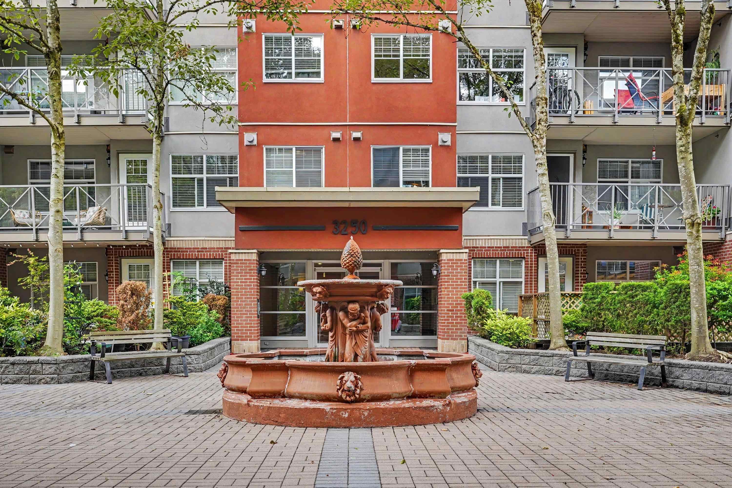 309 - 3260 St Johns Street, Port Moody, V3H 0B9 — photo 1