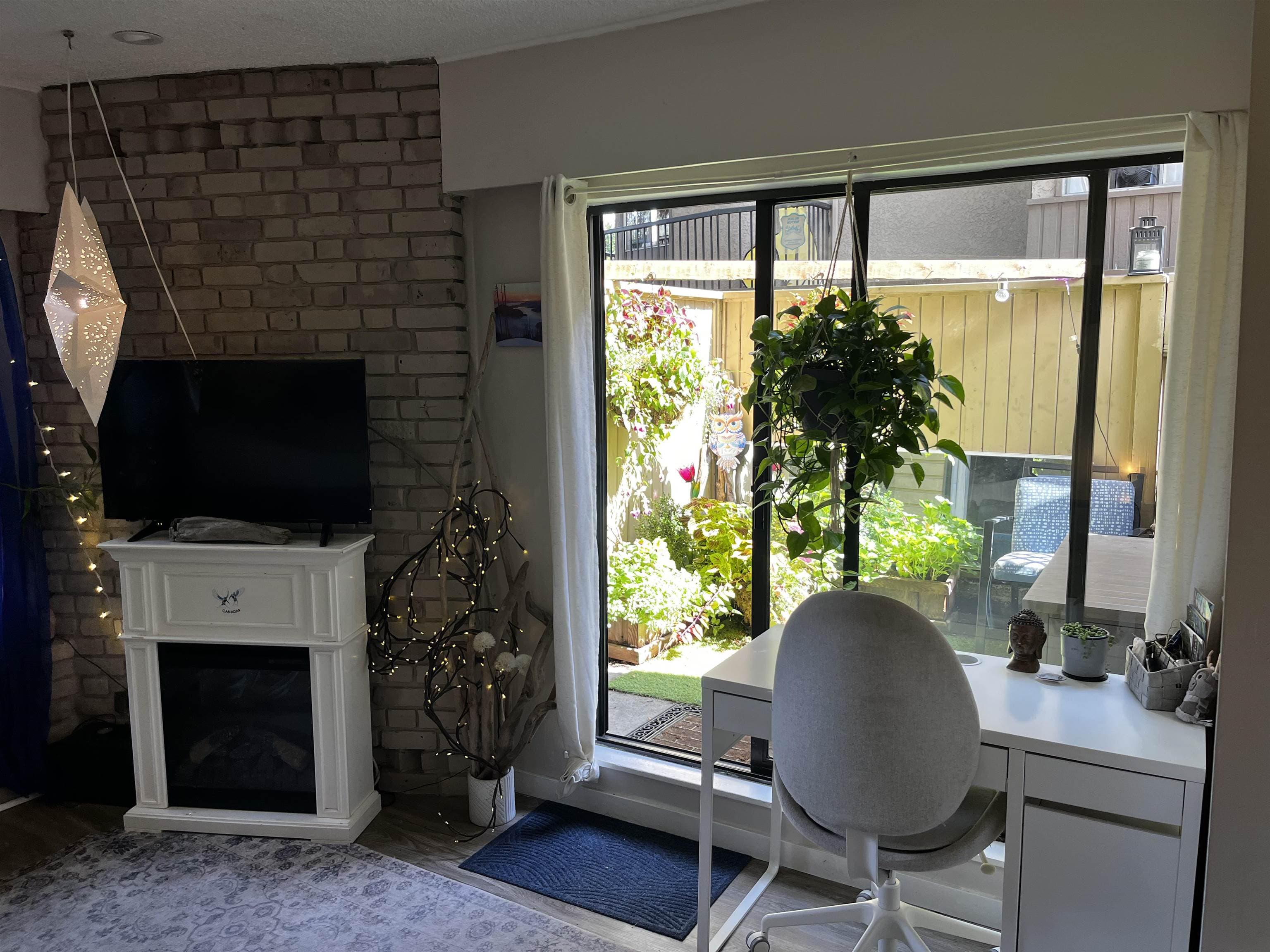 102 - 2234 Prince Albert Street, Vancouver, V5T 4K9 — photo 3