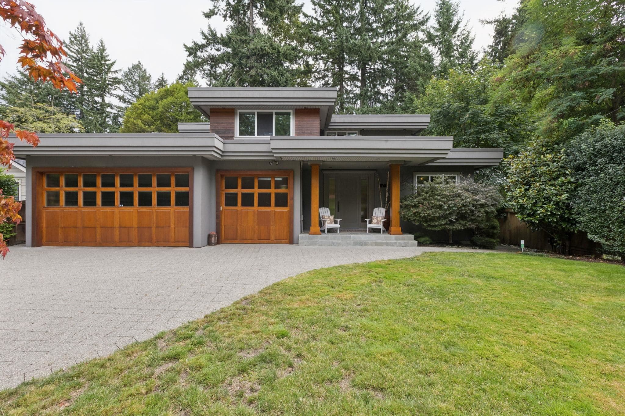 4176 Virginia Crescent, North Vancouver, V7R 3Z6 — photo 1