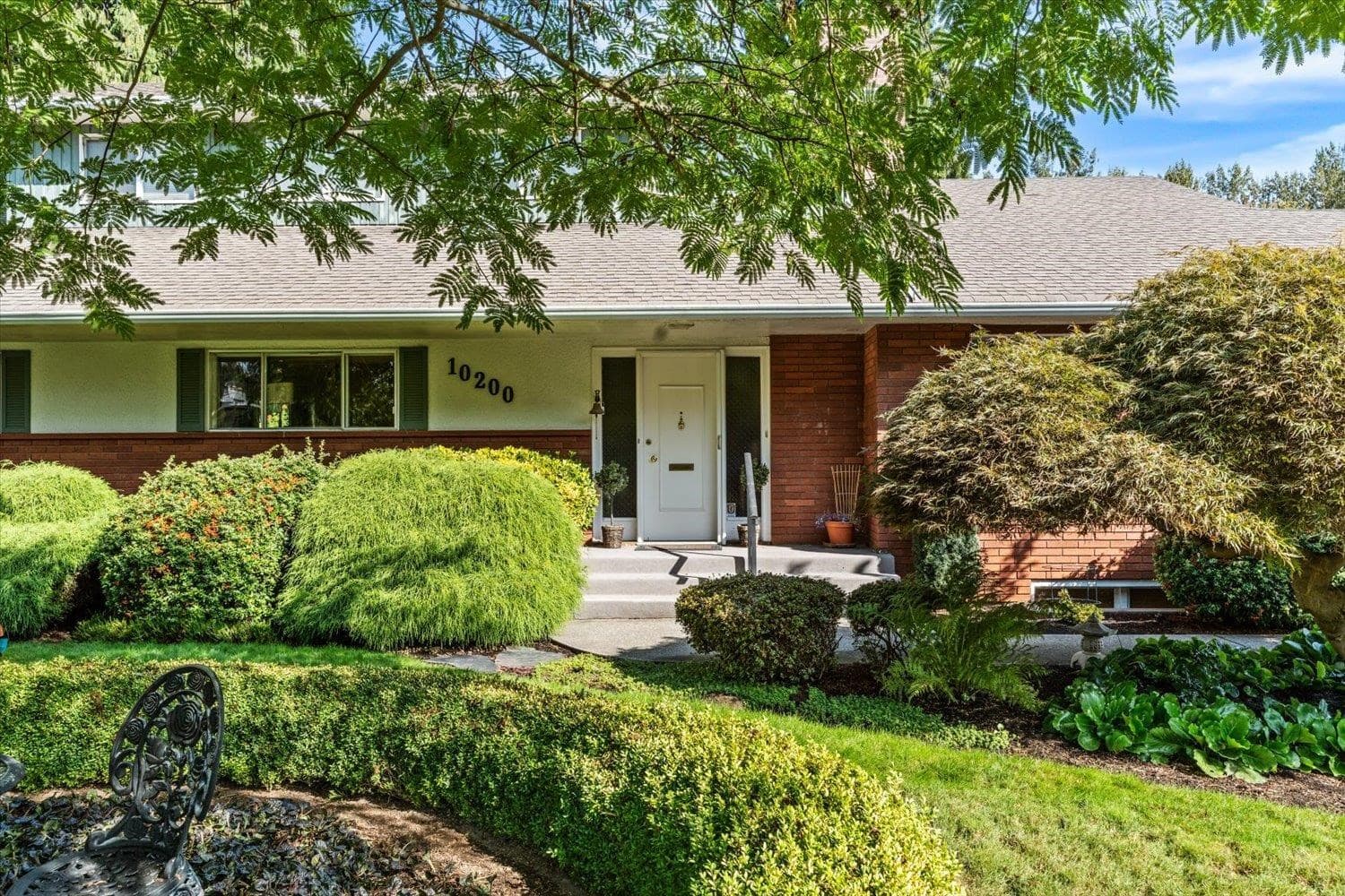 10200 Brentwood Drive, Chilliwack, V2P 6G3 — photo 1