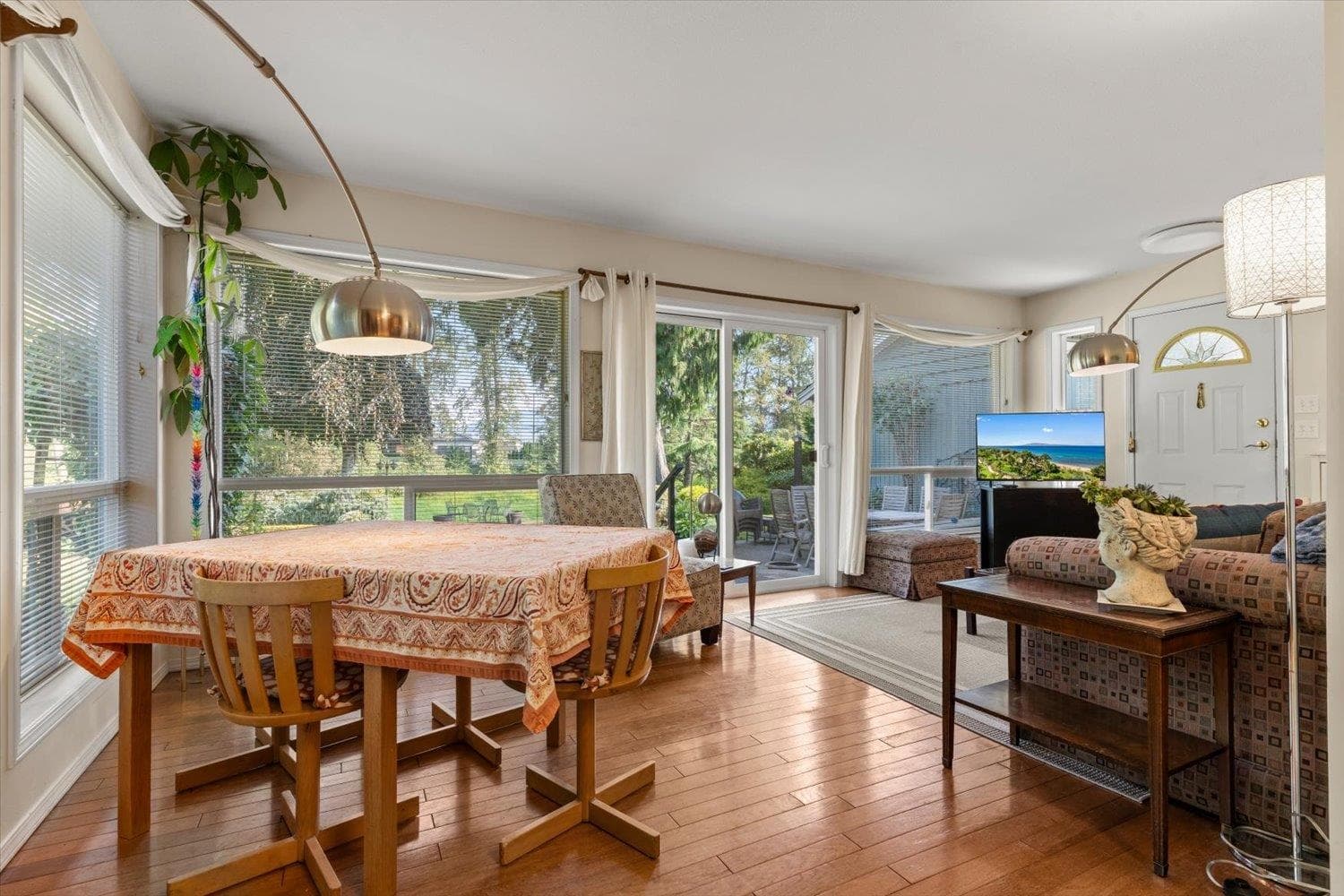 10200 Brentwood Drive, Chilliwack, V2P 6G3 — photo 5