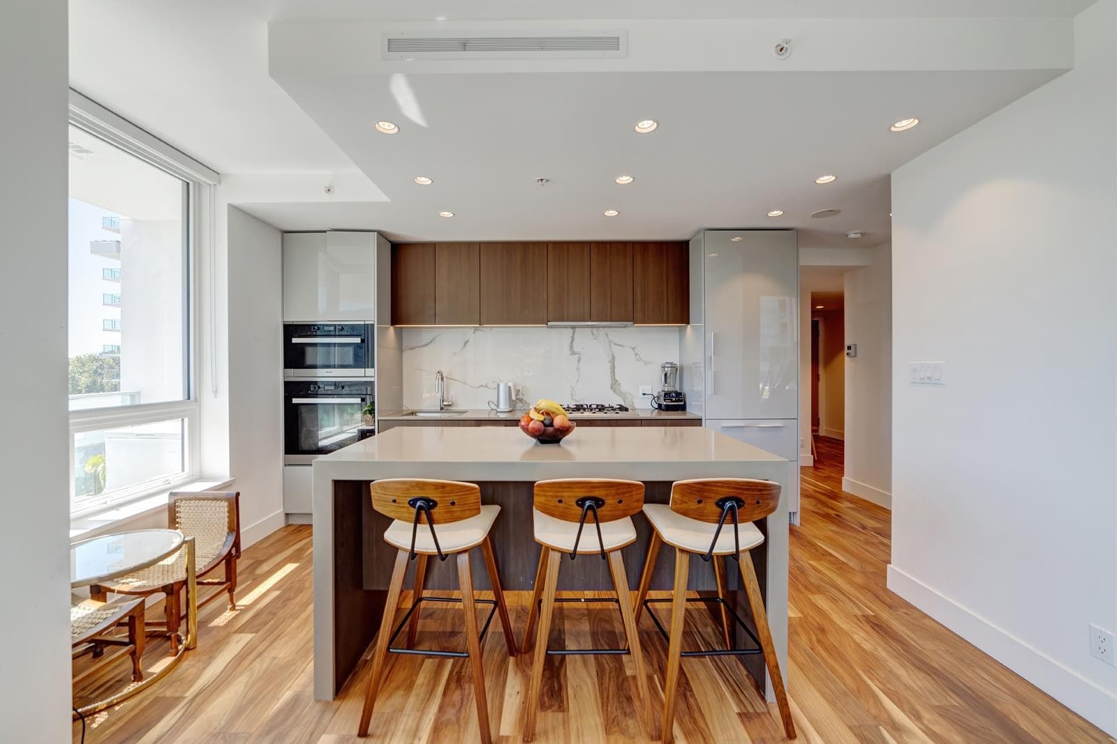 301 - 1675 Lions Gate Lane, North Vancouver, V7P 3B4 — photo 5