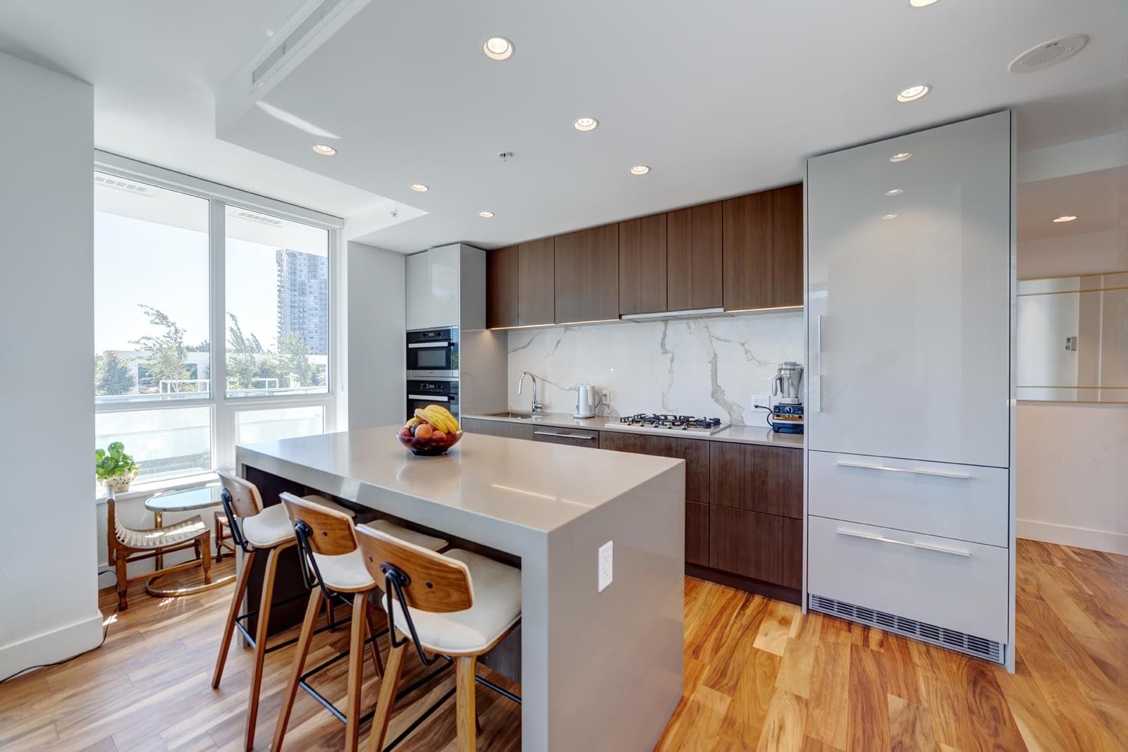301 - 1675 Lions Gate Lane, North Vancouver, V7P 3B4 — photo 4
