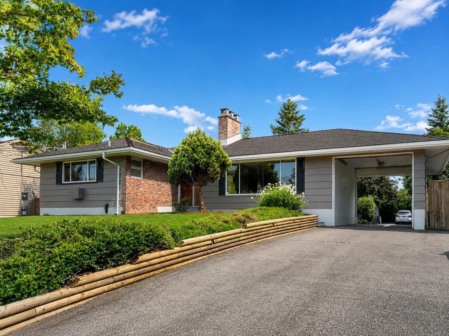 9725 Juniper Street, Chilliwack