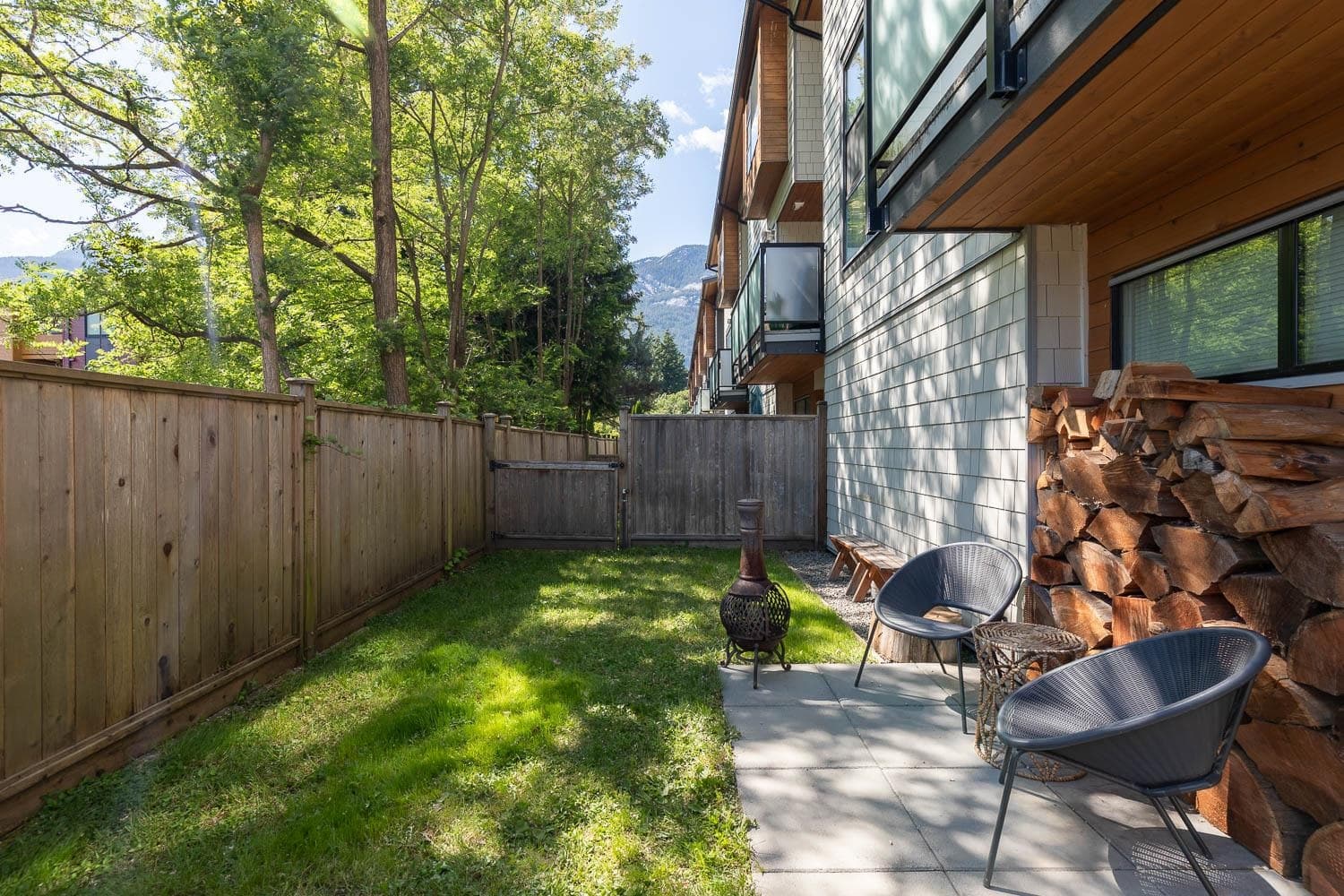 3 - 38447 Buckley Avenue, Squamish, V8B 0B8 — photo 3