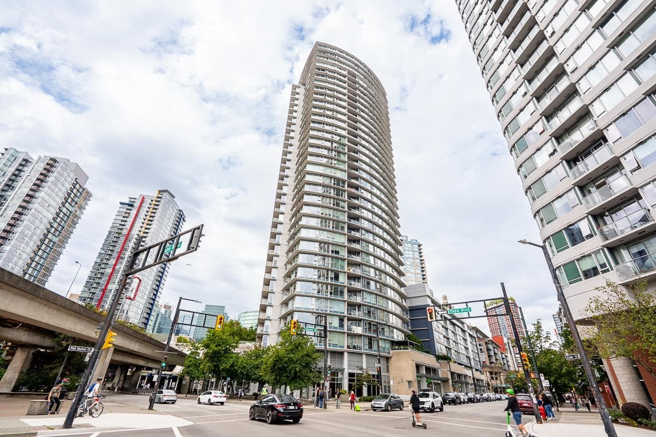 1203 - 689 Abbott Street, Vancouver, V6B 0J2 — photo 2
