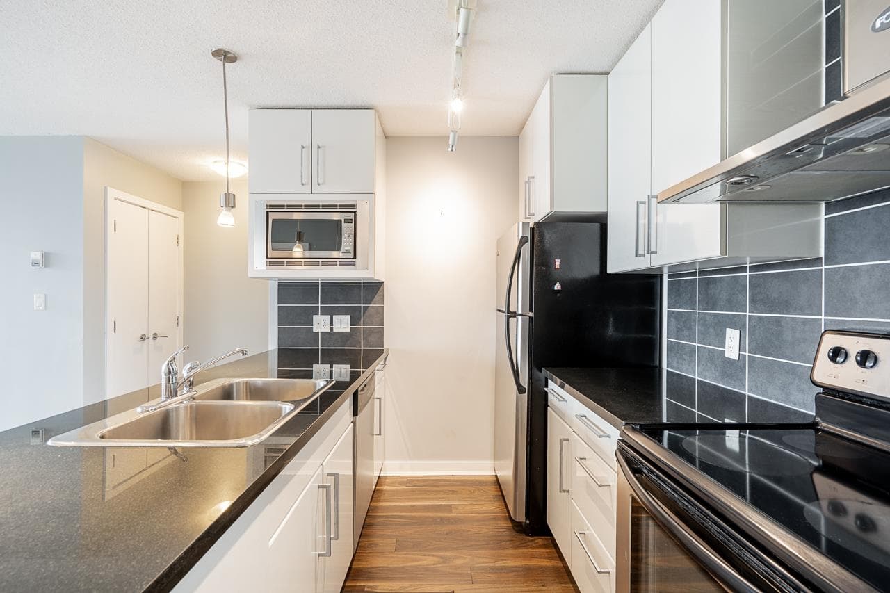 1203 - 689 Abbott Street, Vancouver, V6B 0J2 — photo 3