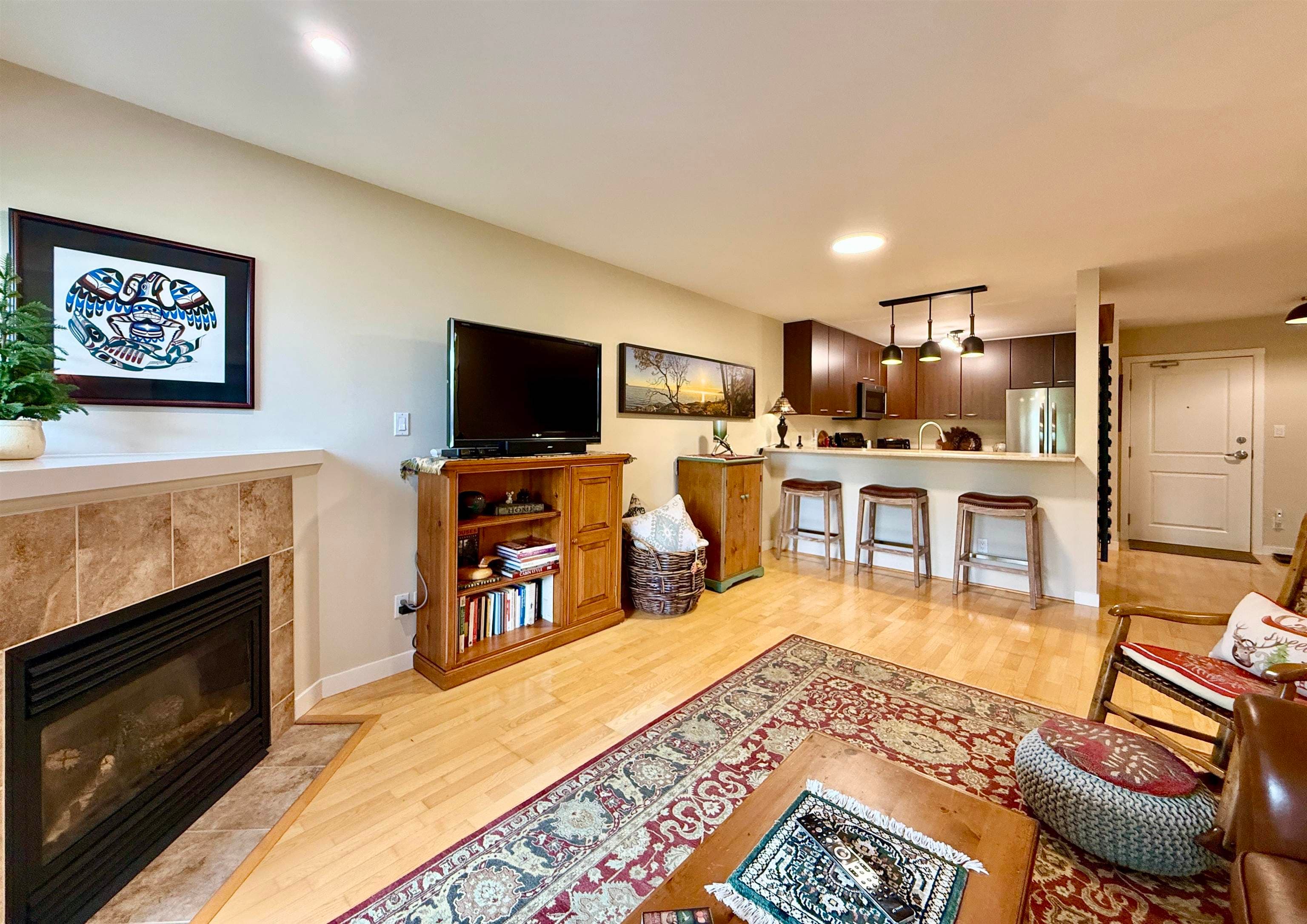 404 - 5631 Inlet Avenue, Sechelt, V7Z 0J1 — photo 2