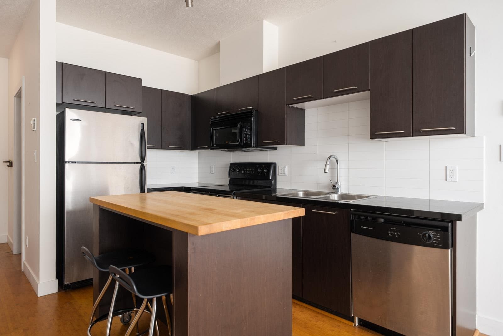 410 - 205 E 10th Avenue, Vancouver, V5T 4V6 — photo 2
