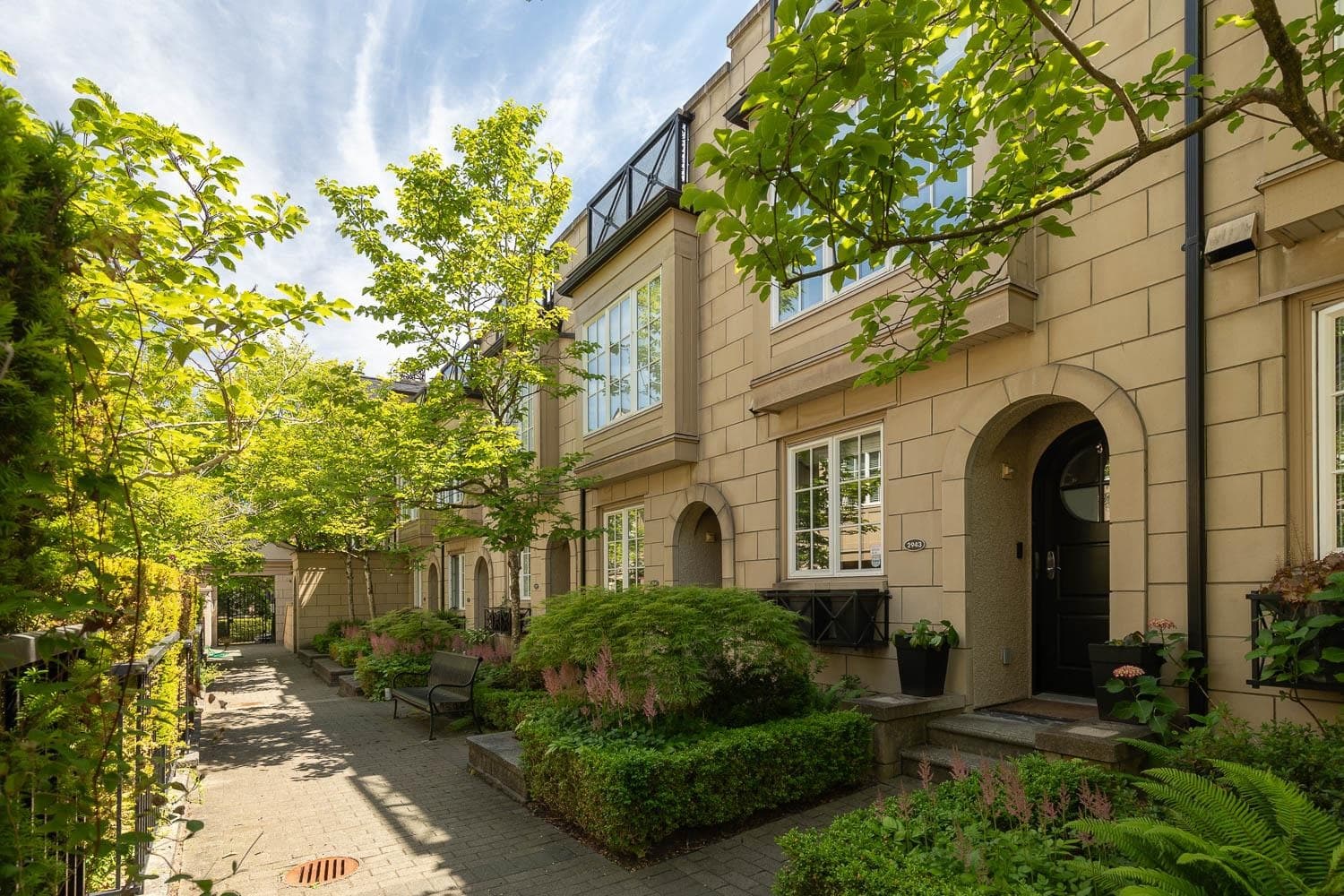 2943 Laurel Street, Vancouver