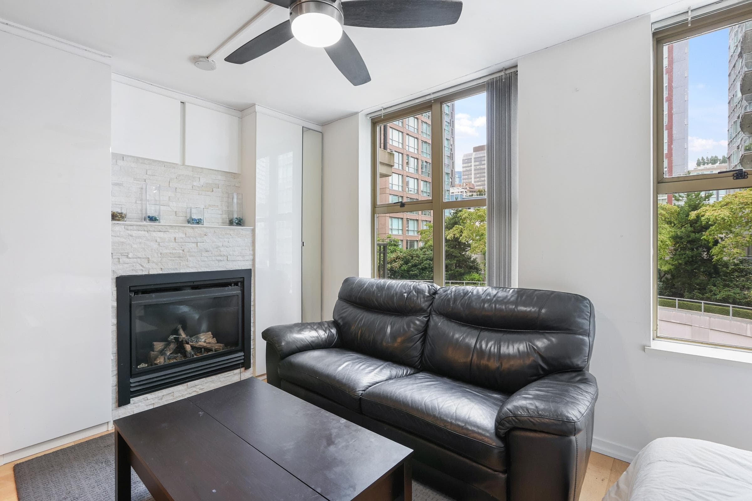 504 - 969 Richards Street, Vancouver, V6B 1A8 — photo 3