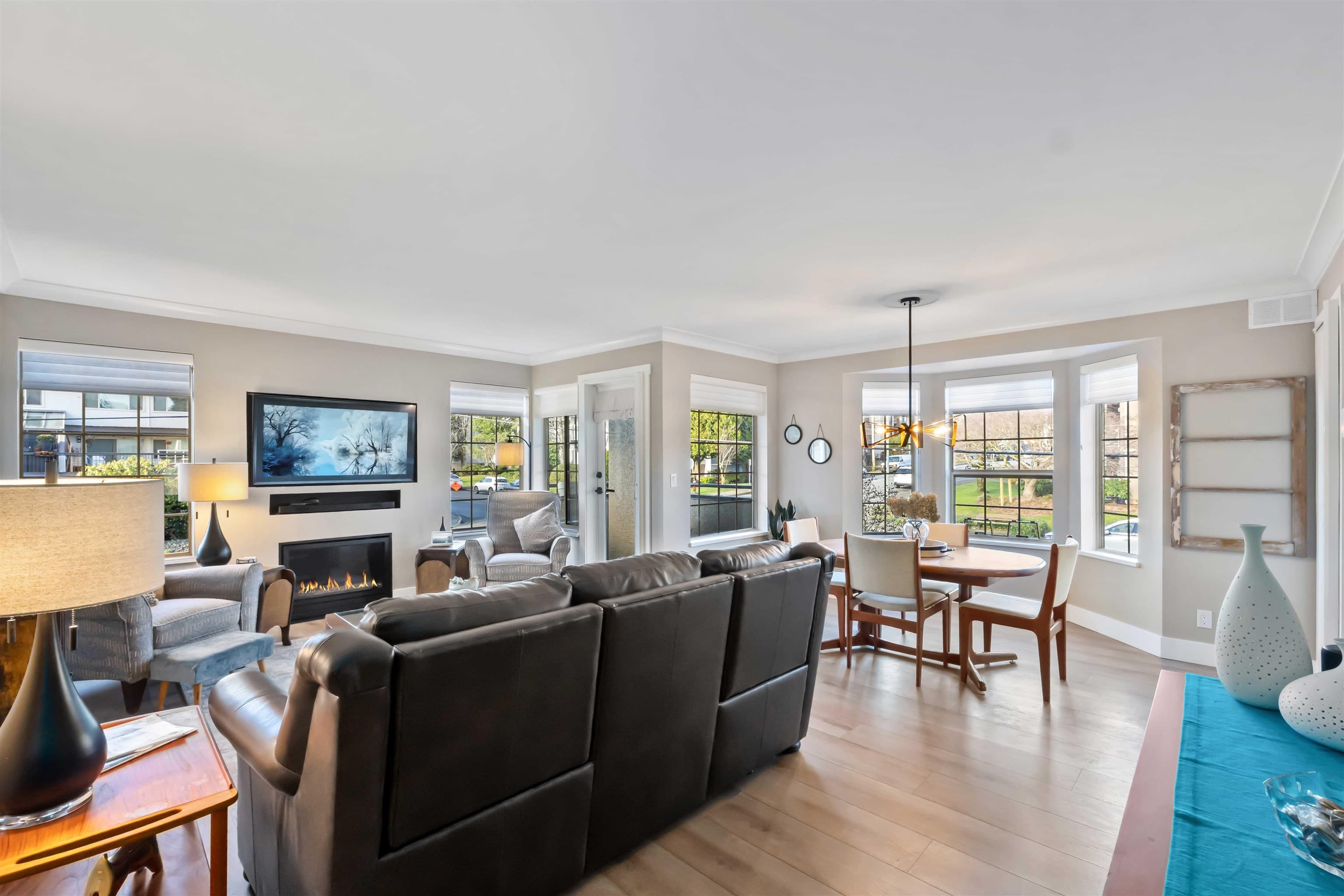 202 - 1488 Merklin Street, White Rock, V4B 4C3 — photo 4