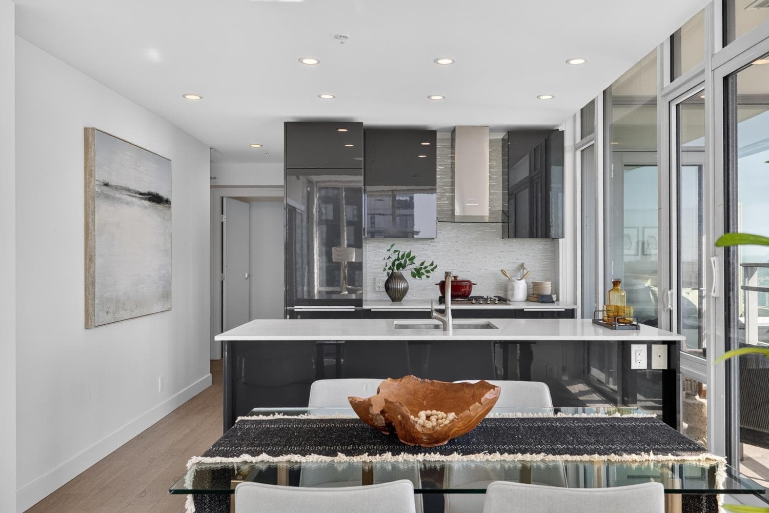 4006 - 1283 Howe Street, Vancouver, V6Z 0E3 — photo 4