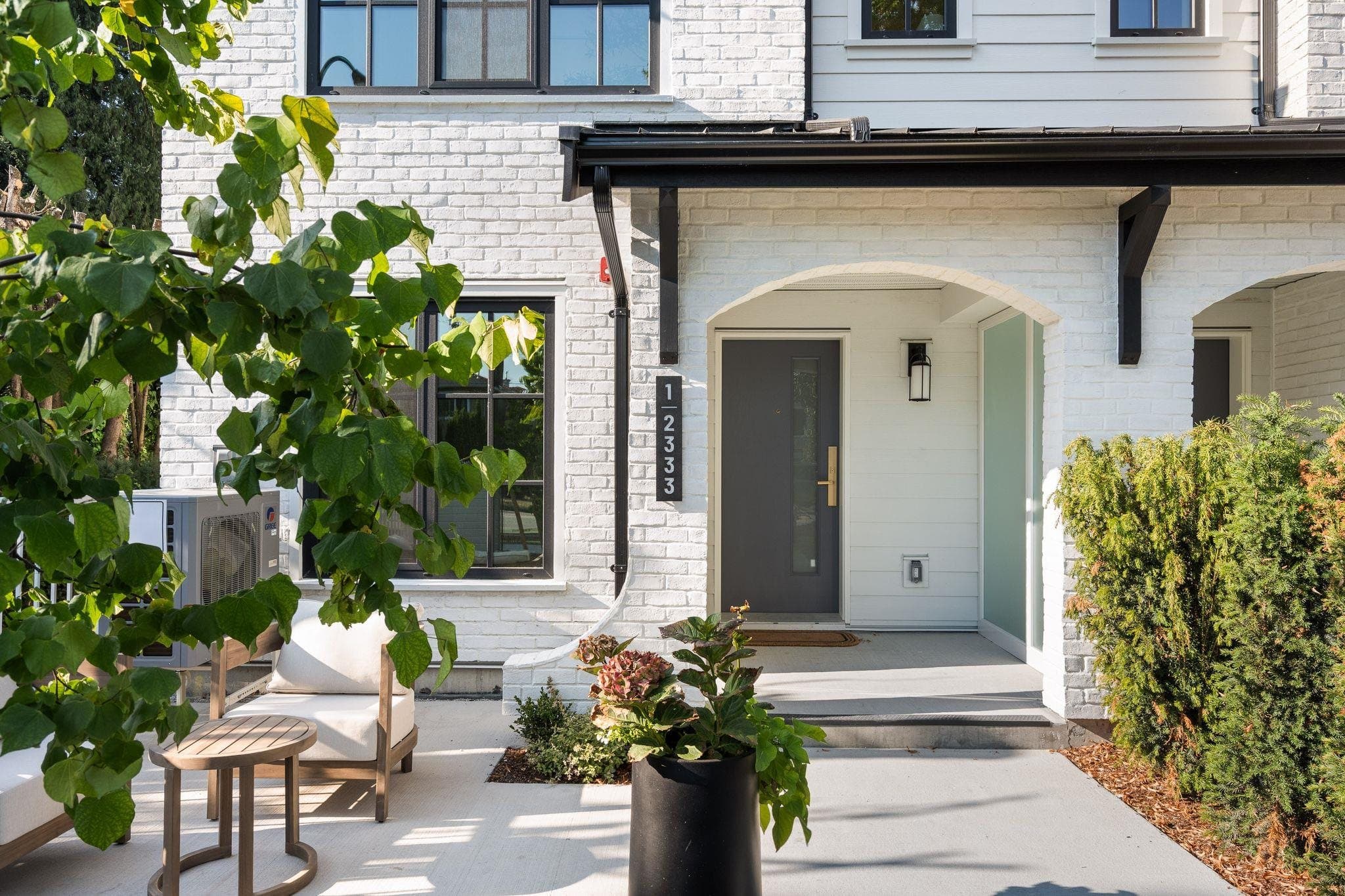 SL 1 - 2333 E 54th Avenue, Vancouver, V5S 1X1 — photo 1