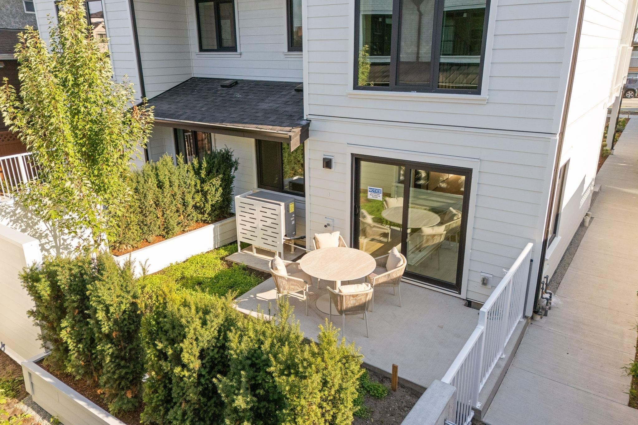SL 2 - 2333 E 54th Avenue, Vancouver, V5S 1X1 — photo 1