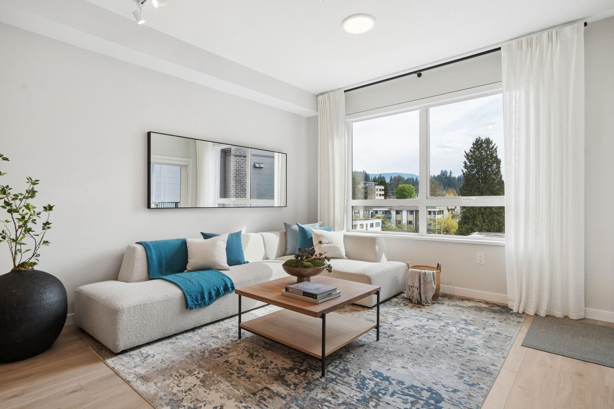 515 - 110 E 17th Street, North Vancouver