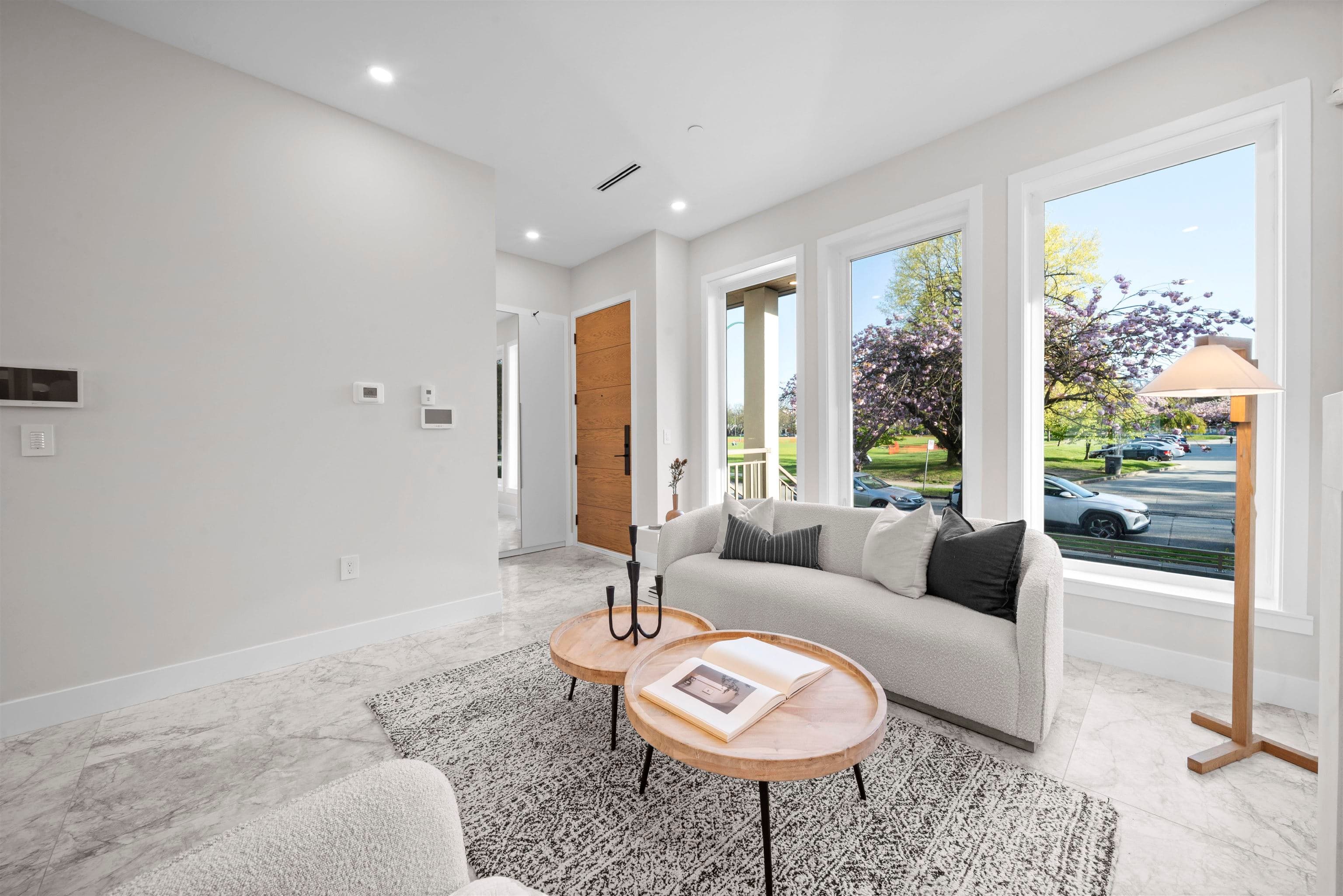 2455 W 10th Avenue, Vancouver, V6K 2J4 — photo 4