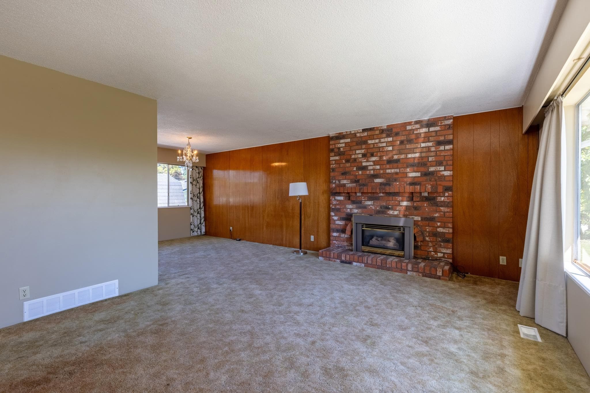3371 Vincent Street, Port Coquitlam, V3B 3T5 — photo 4
