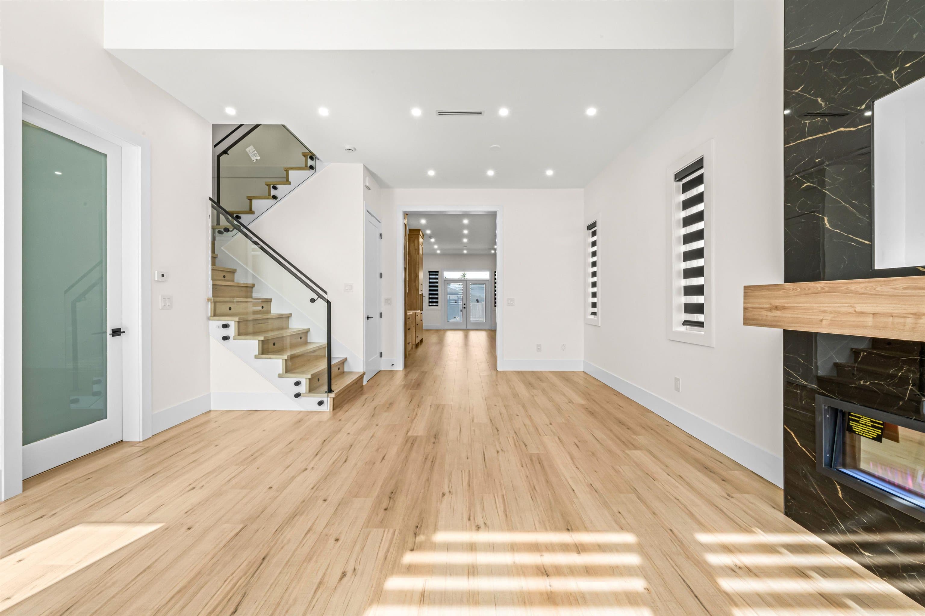 7633 Rosewood Street, Burnaby, V5E 2G8 — photo 4