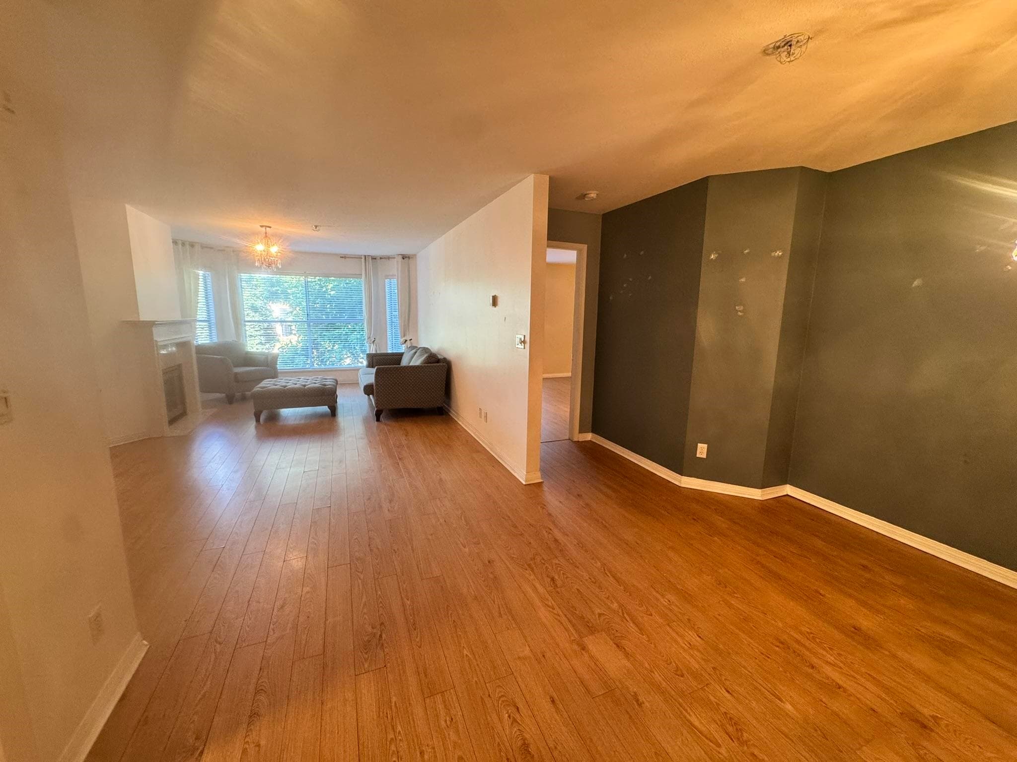 209 - 7171 121 Street, Surrey, V3W 1G9 — photo 3