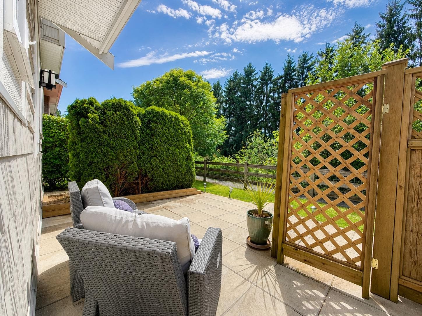 62 - 12161 237 Street, Maple Ridge, V4R 0E7 — photo 1