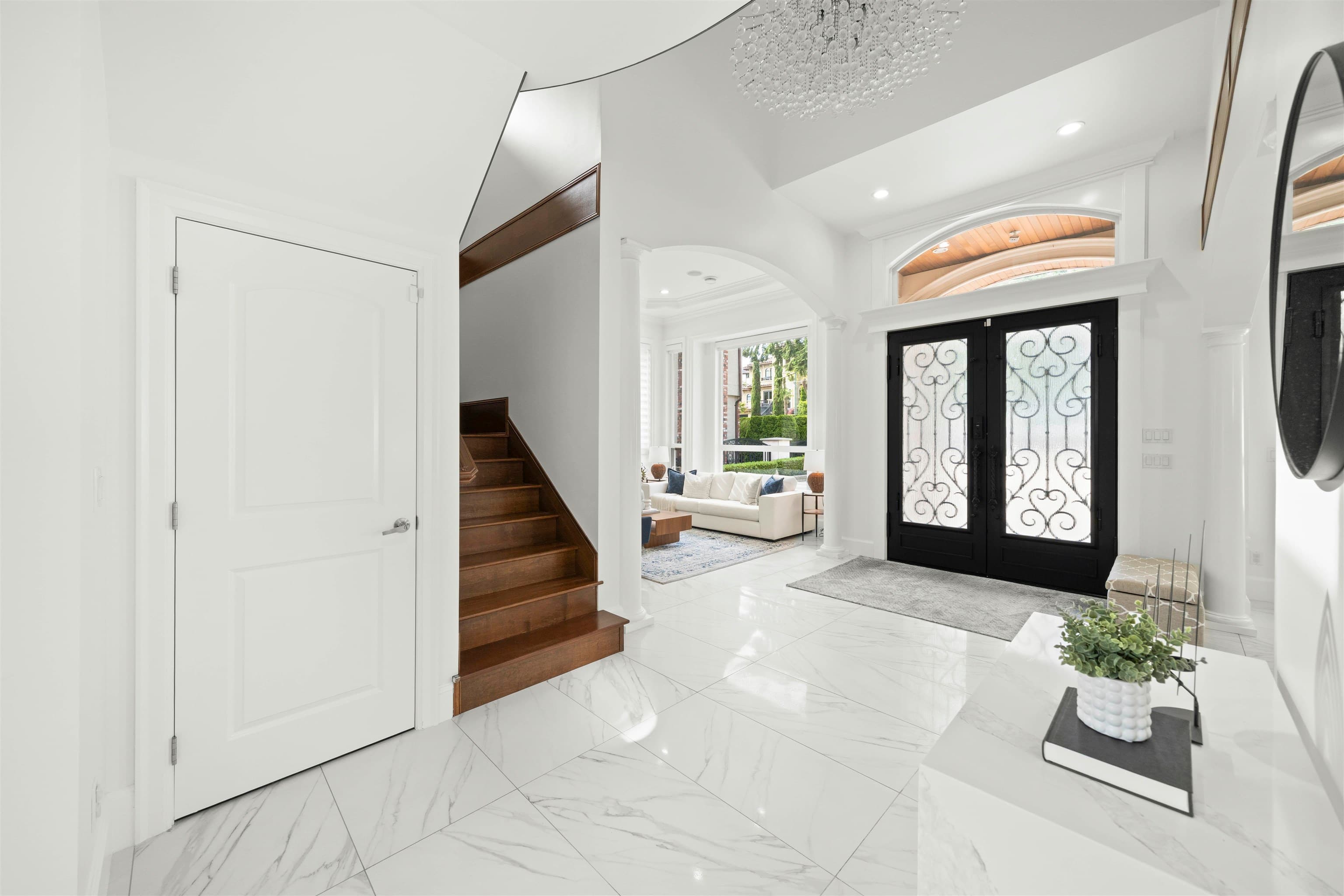 7638 Aubrey Street, Burnaby, V5A 1K7 — photo 3