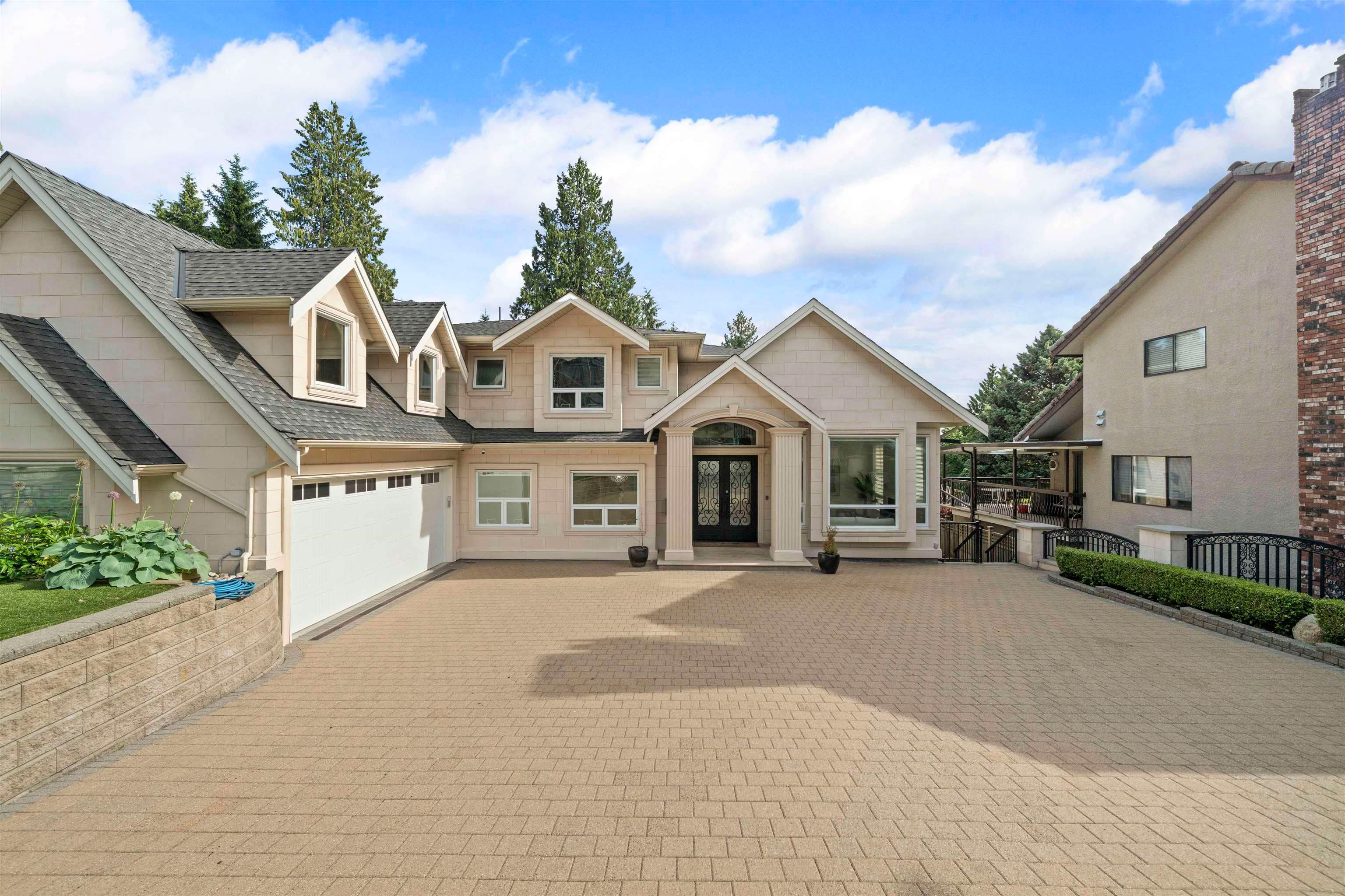 7638 Aubrey Street, Burnaby, V5A 1K7 — photo 1