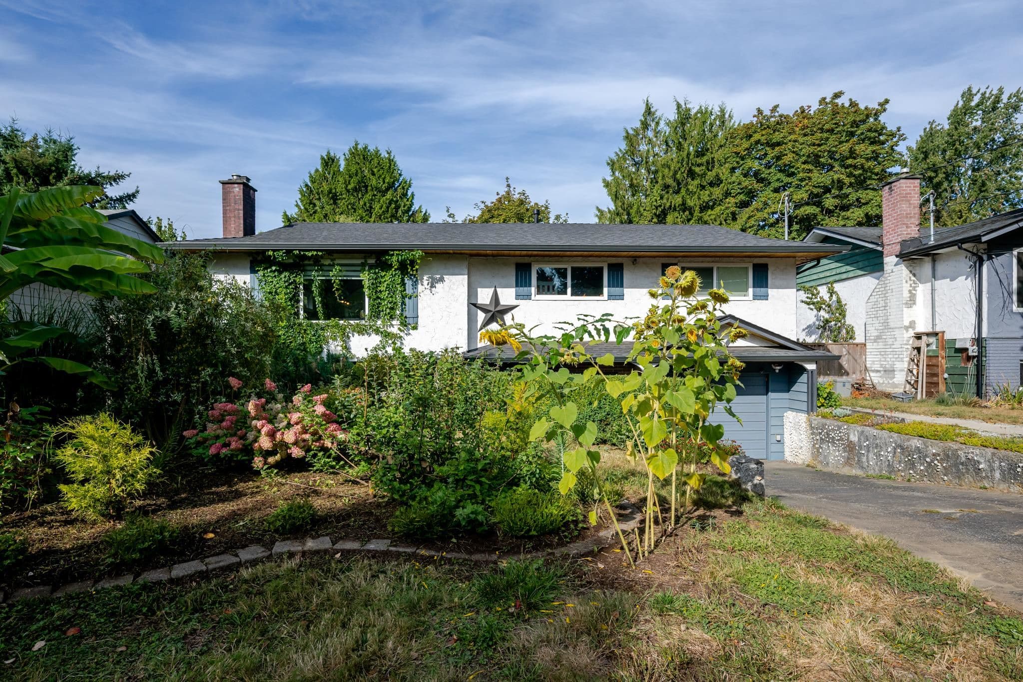 11673 Morris Street, Maple Ridge, V2X 5C5 — photo 1