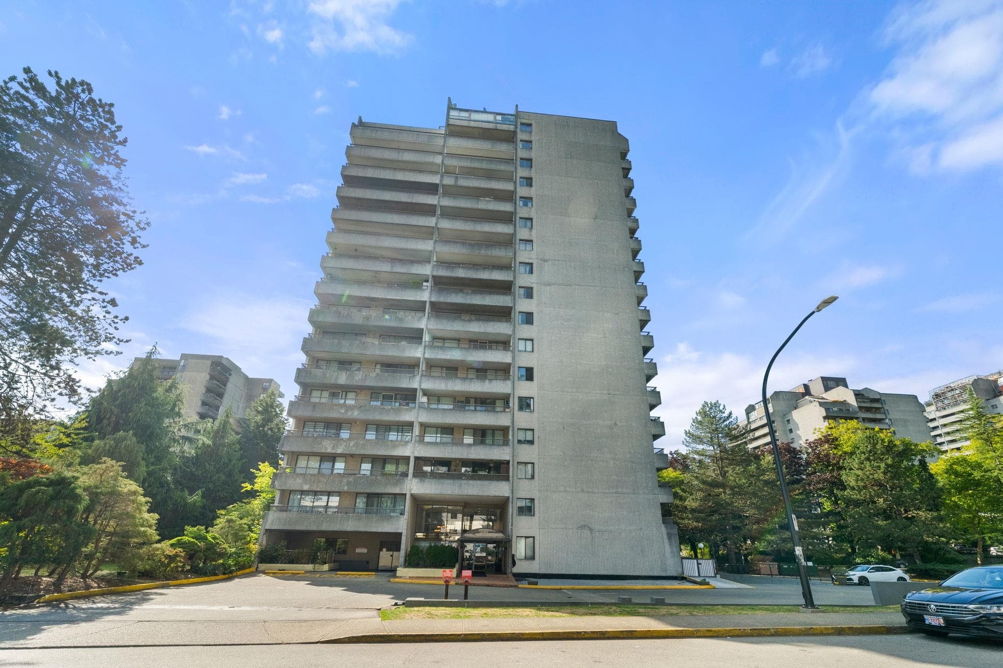 308 - 6595 Willingdon Avenue, Burnaby, V5H 4E5 — photo 2