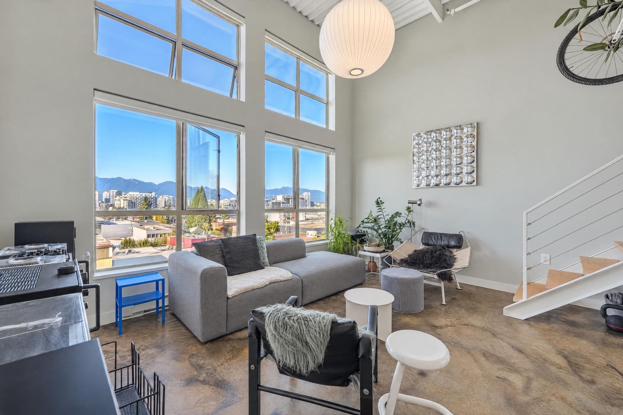 402 - 338 W 8th Avenue, Vancouver, V5Y 3X2 — photo 2