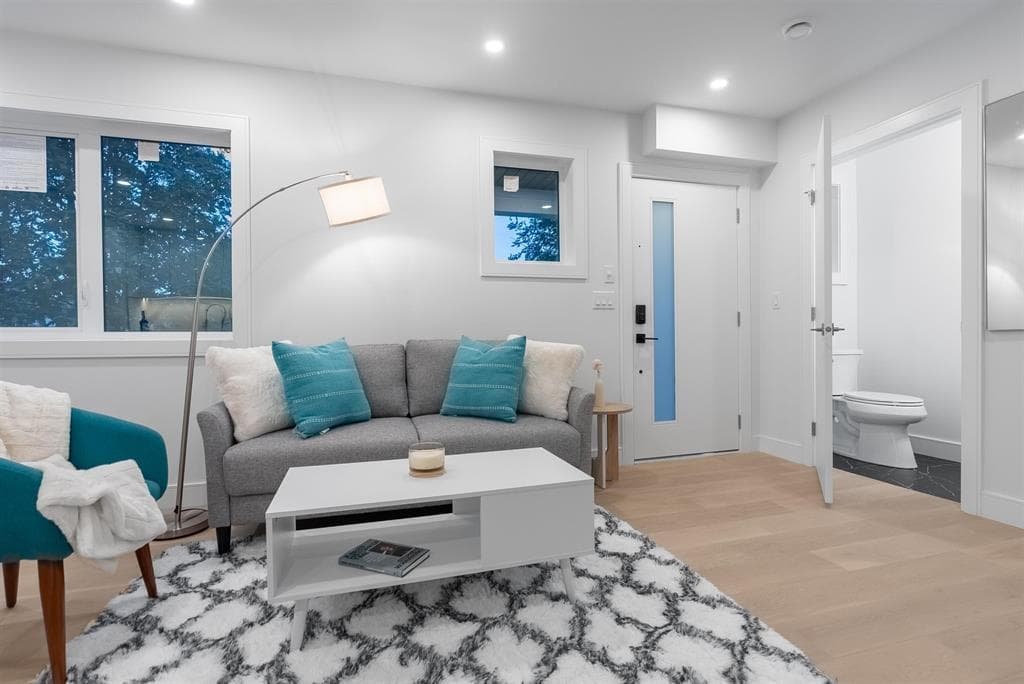 2881 E Georgia Street, Vancouver, V5K 2K3 — photo 5