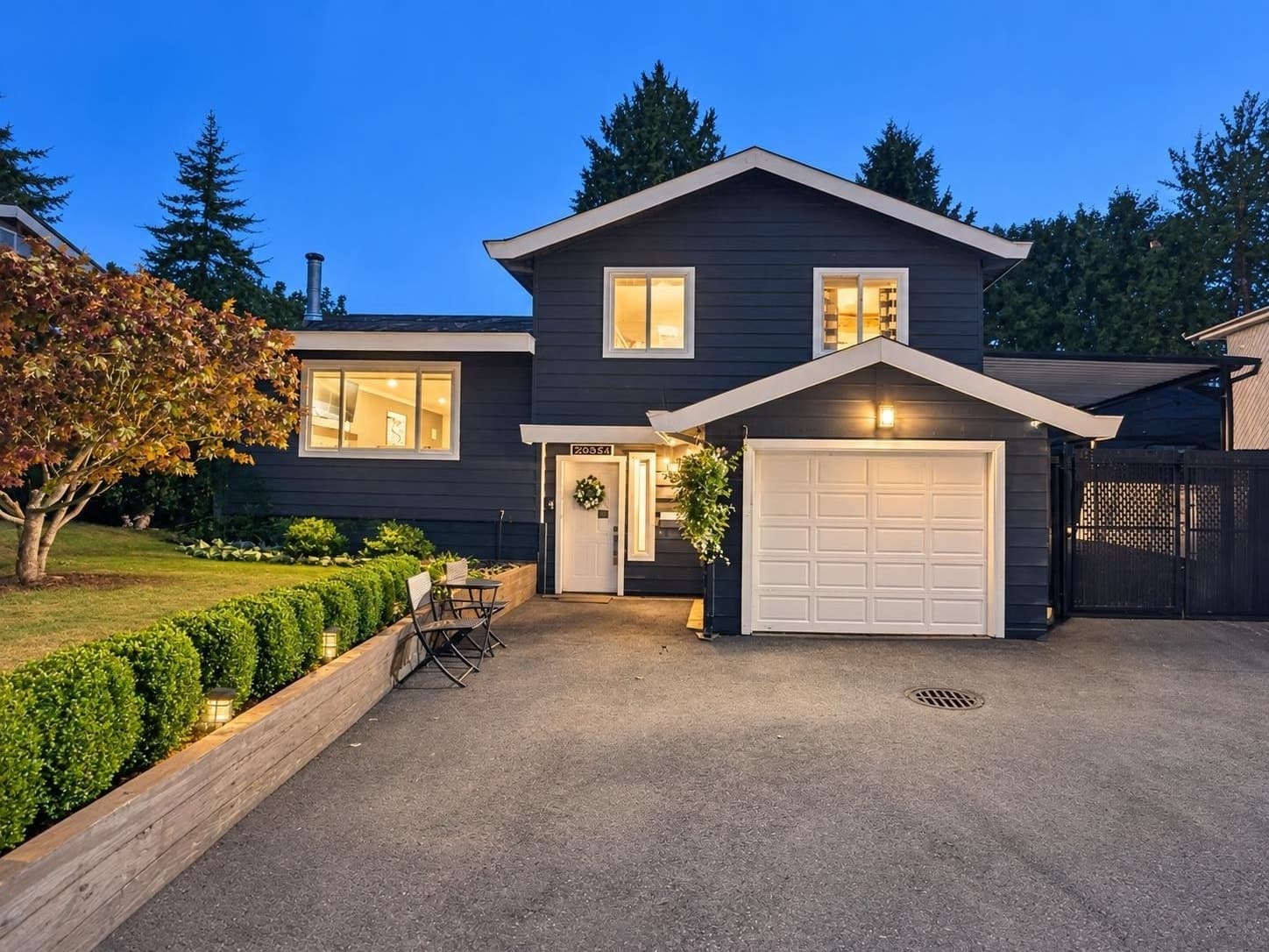 26554 33 Avenue, Langley, V4W 3G2 — photo 1