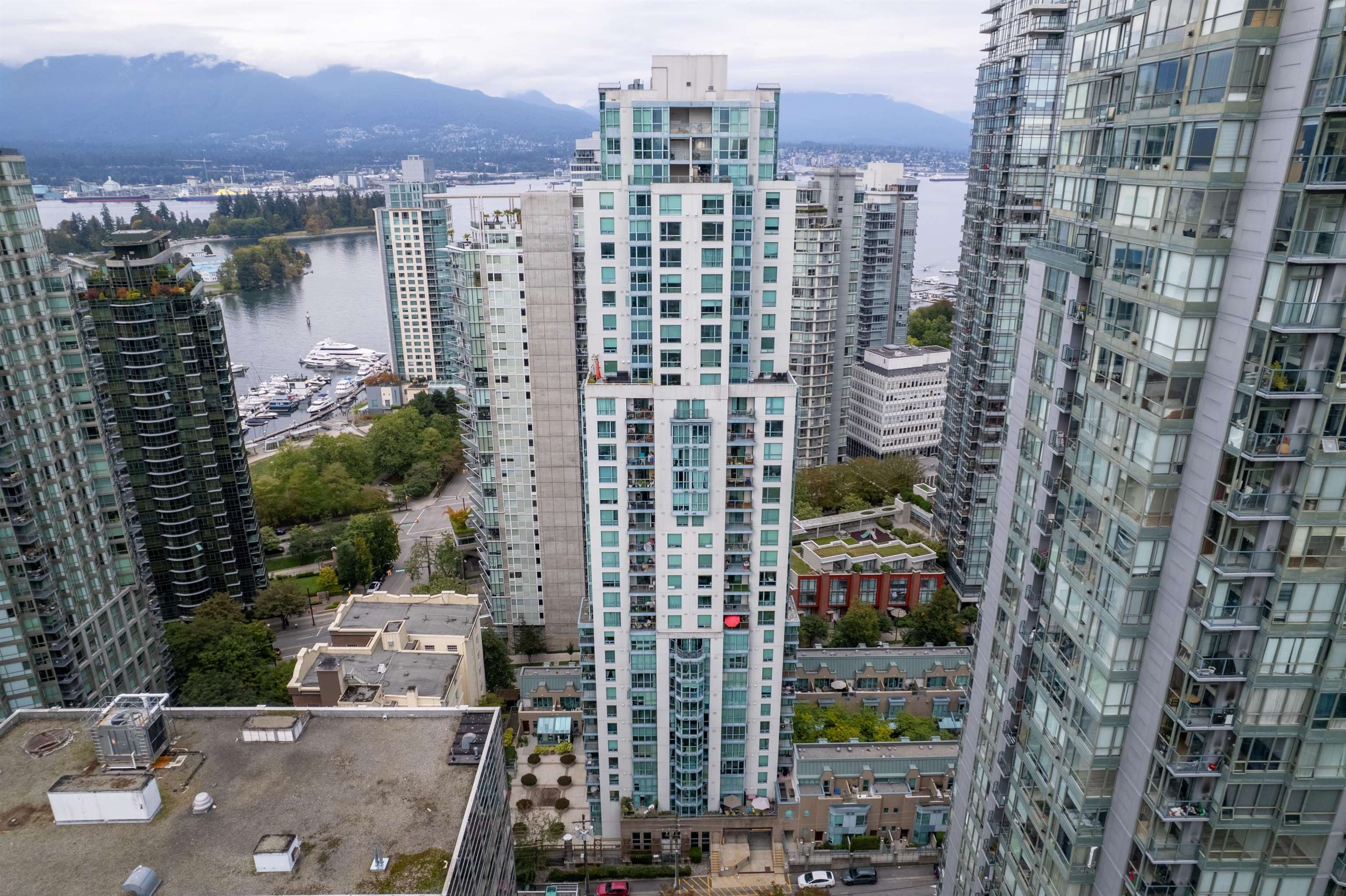 1903 - 1238 Melville Street, Vancouver, V6E 4N2 — photo 1