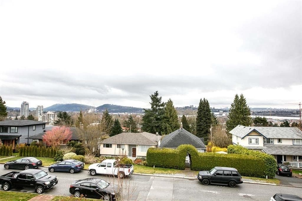 1132 Cloverley Street, North Vancouver, V7L 1N6 — photo 3