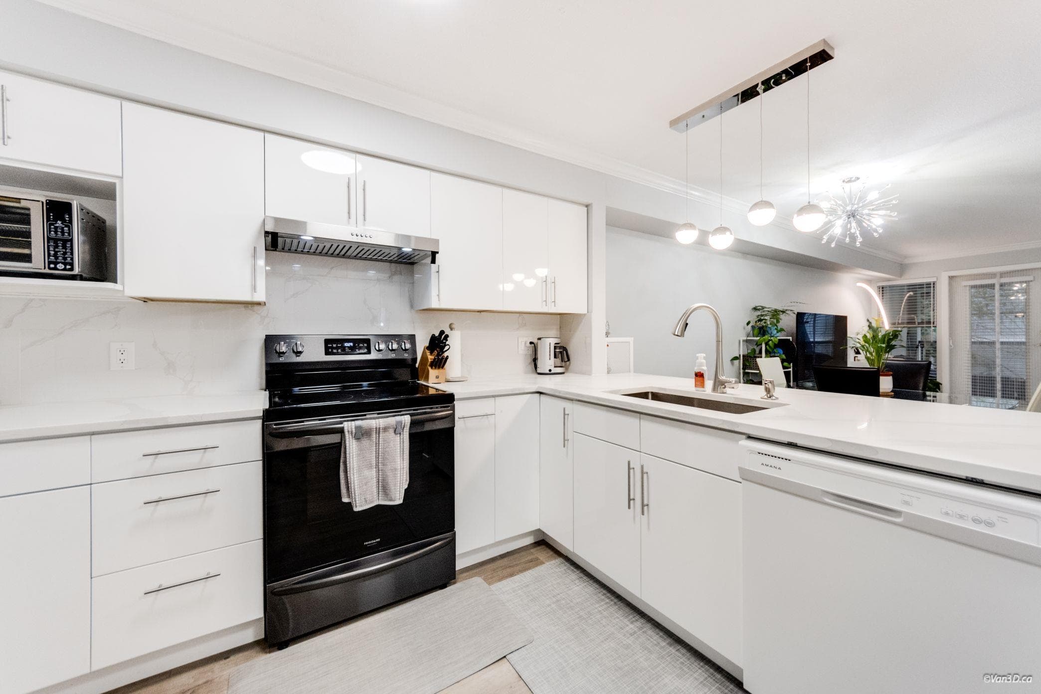 204B - 7025 Stride Avenue, Burnaby, V3N 4Y2 — photo 3