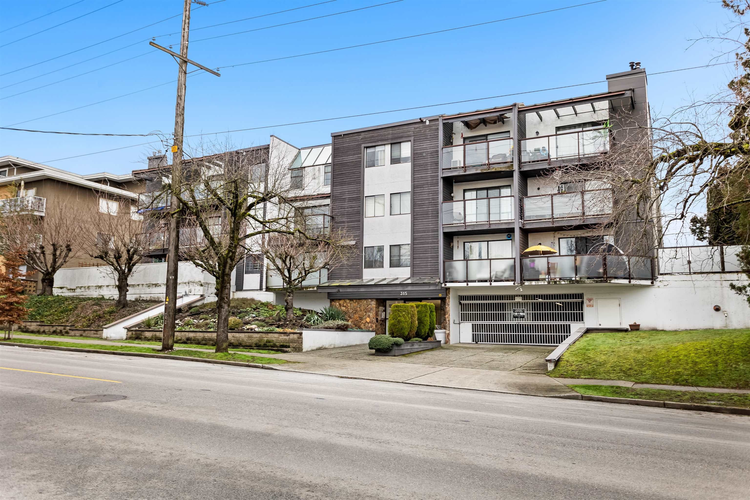 306 - 315 Tenth Street, New Westminster