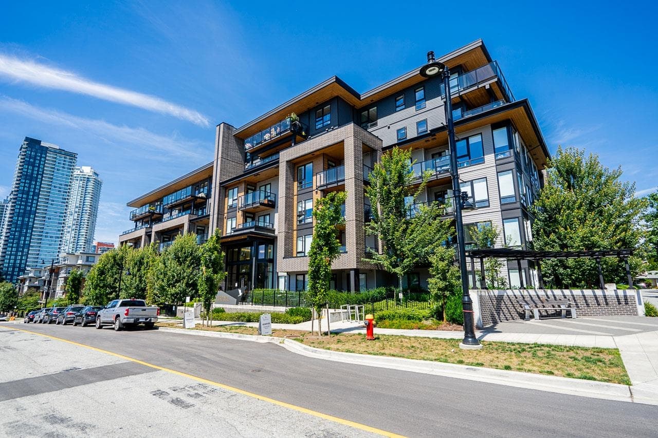 202 - 615 Cottonwood Avenue, Coquitlam, V3J 2S5 — photo 1