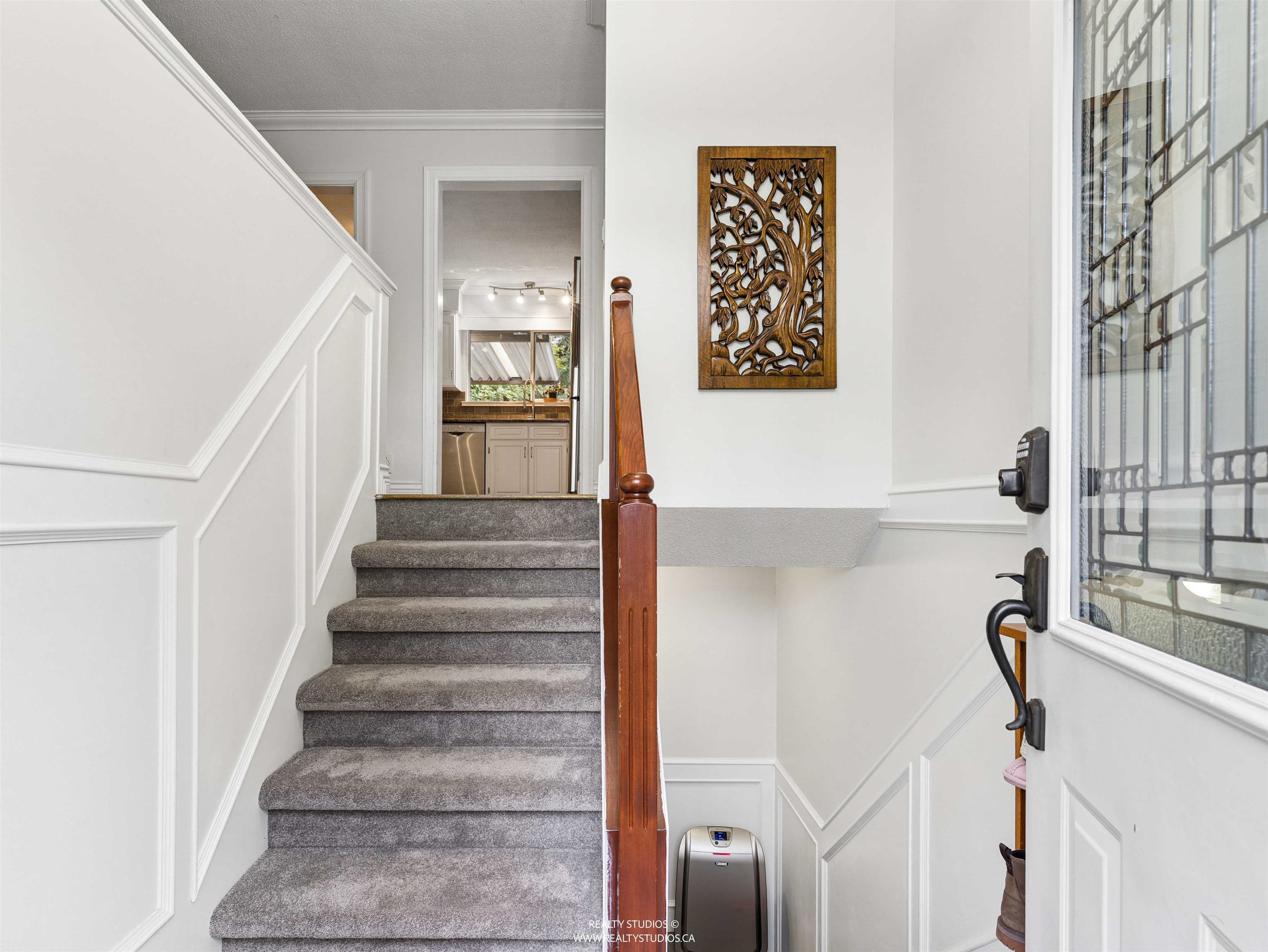 21796 Donovan Avenue, Maple Ridge, V2X 3A7 — photo 3
