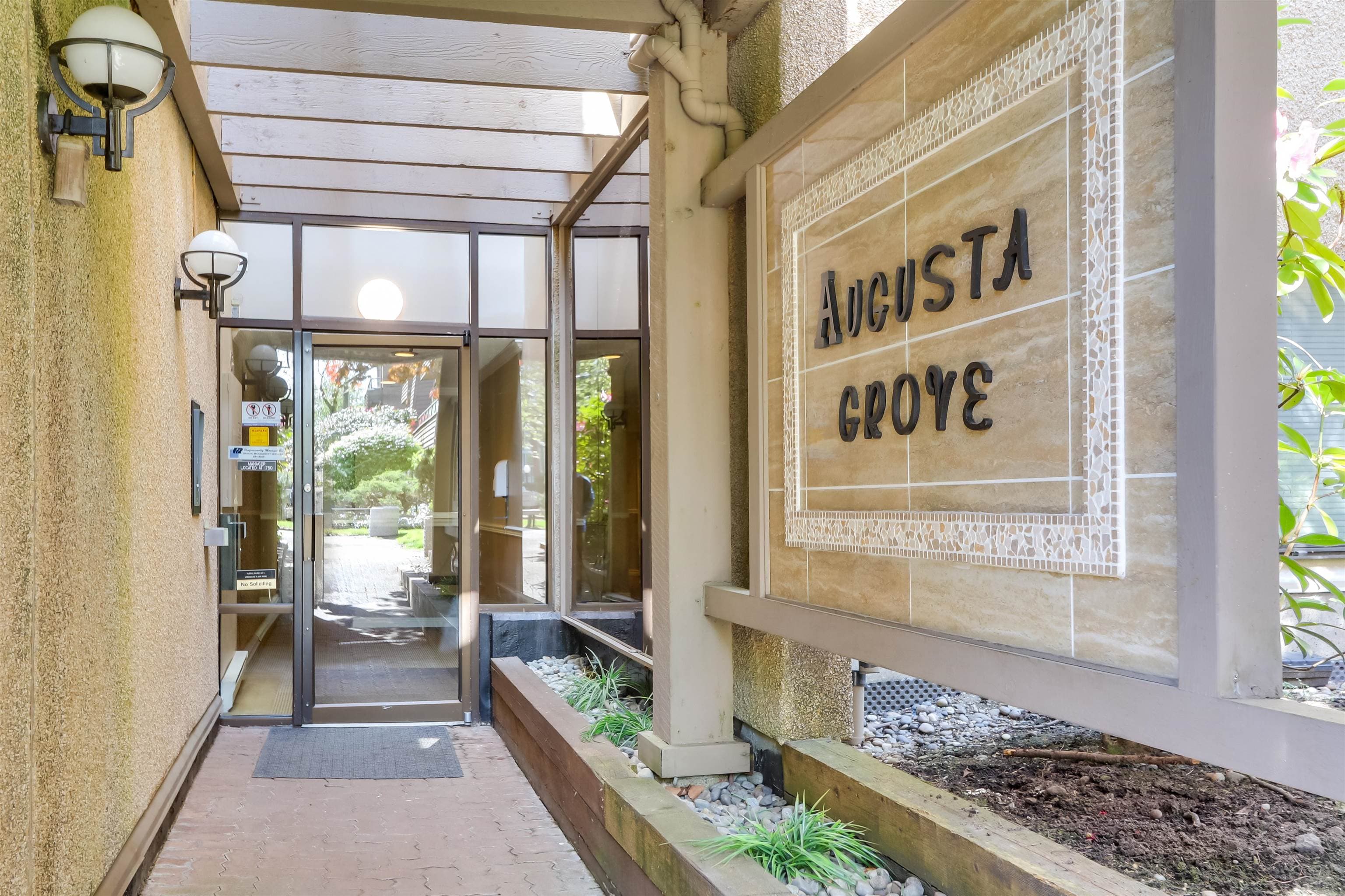 303 - 1690 Augusta Avenue, Burnaby, V5A 2V6 — photo 4