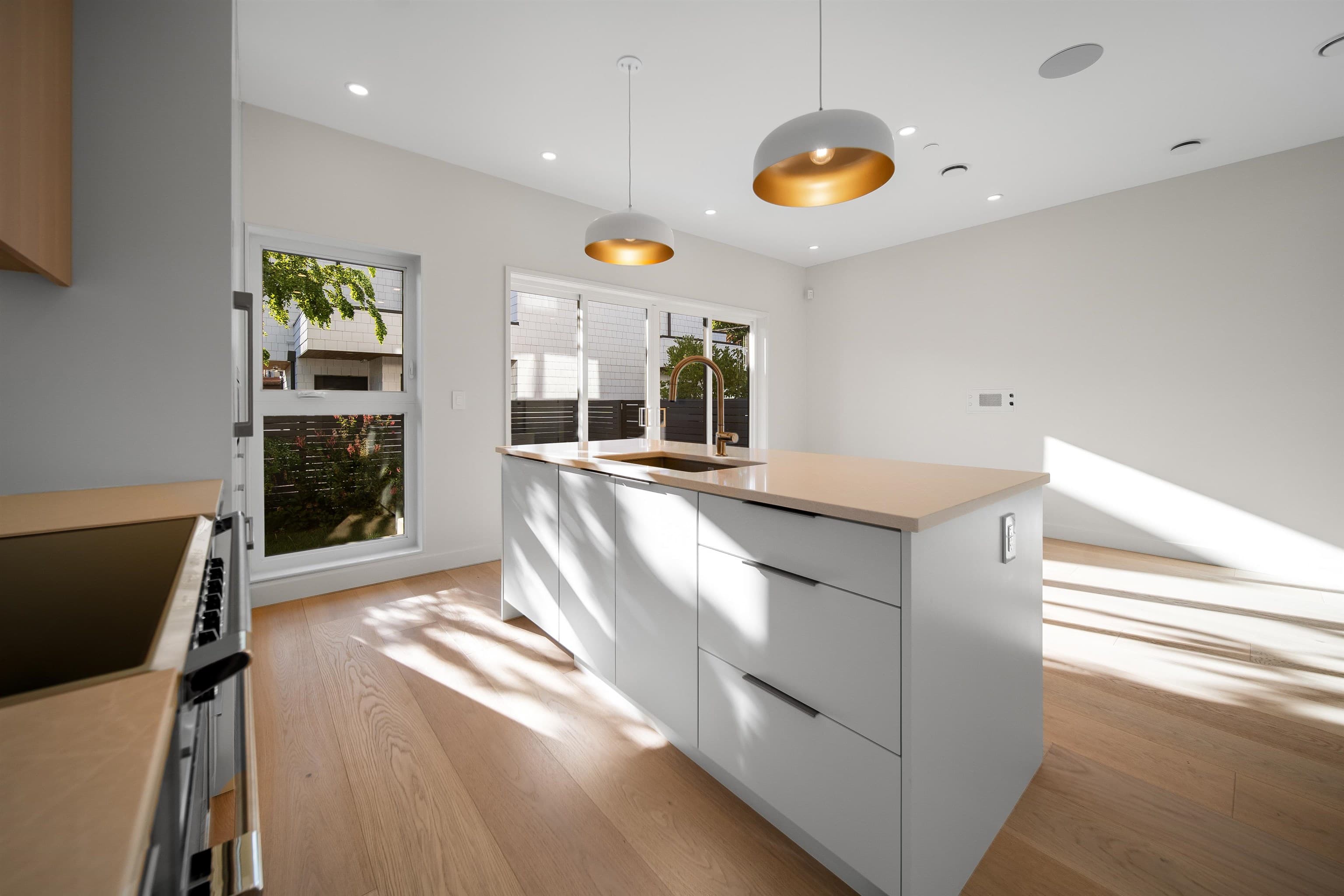 5407 Wales Street, Vancouver, V5R 3M9 — photo 4