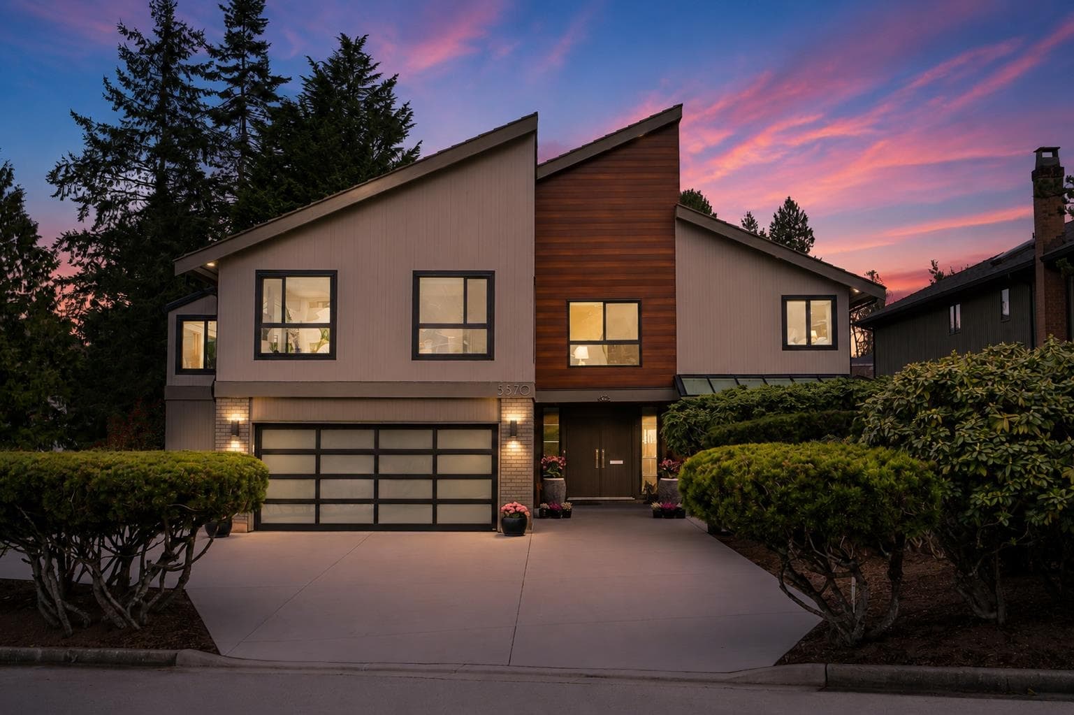 5570 Hampstead Place, Burnaby, V5E 4E7 — photo 1