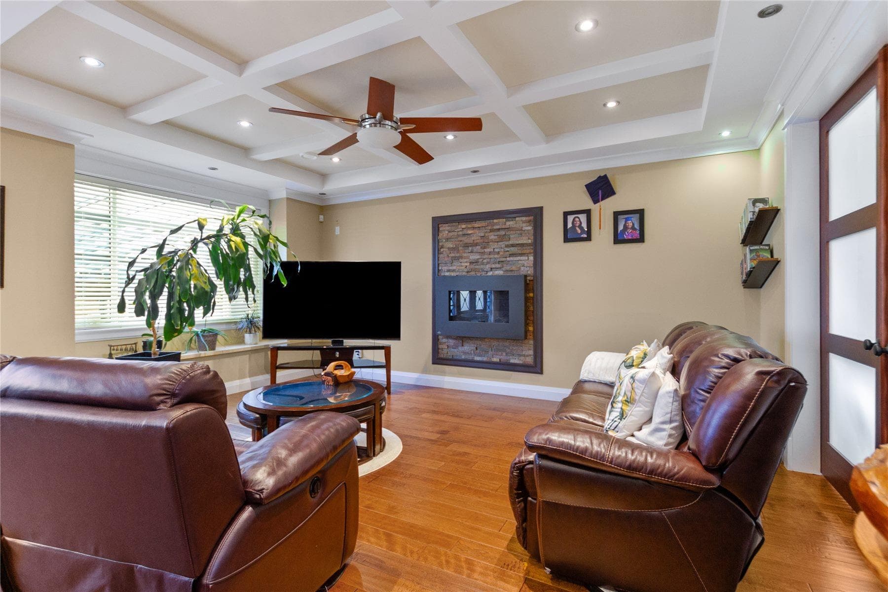 8330 12th Avenue, Burnaby, V3N 2L6 — photo 4