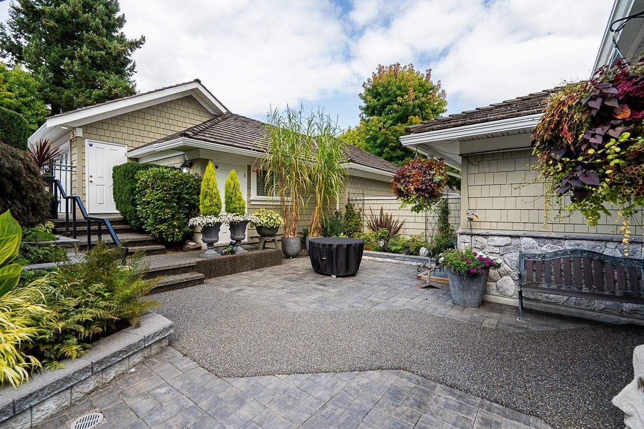 55 - 3355 Morgan Creek Way, Surrey, V3S 0J9 — photo 2