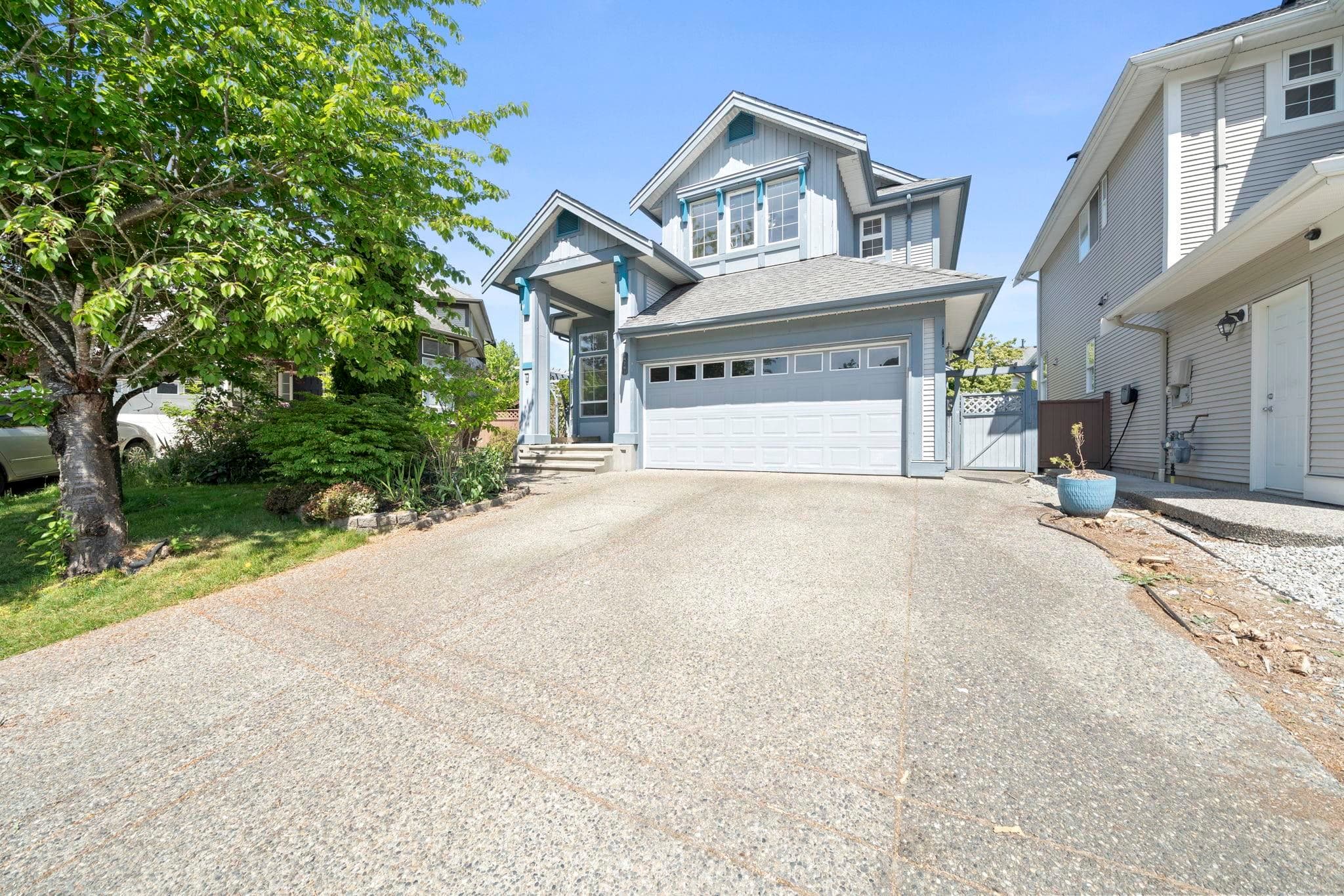14781 57a Avenue, Surrey, V3S 3B7 — photo 2