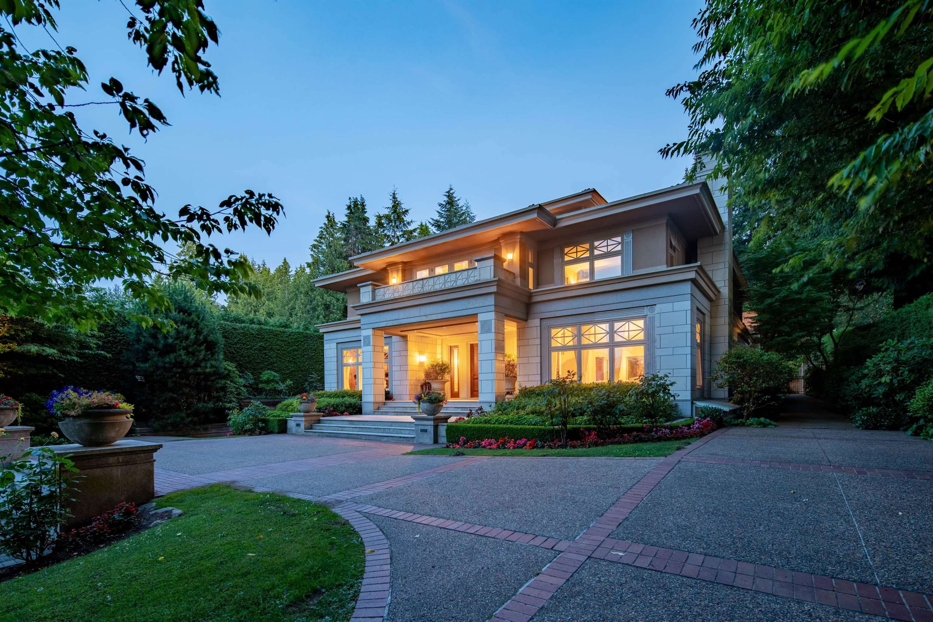 4778 Drummond Drive, Vancouver, V6T 1B4 — photo 2