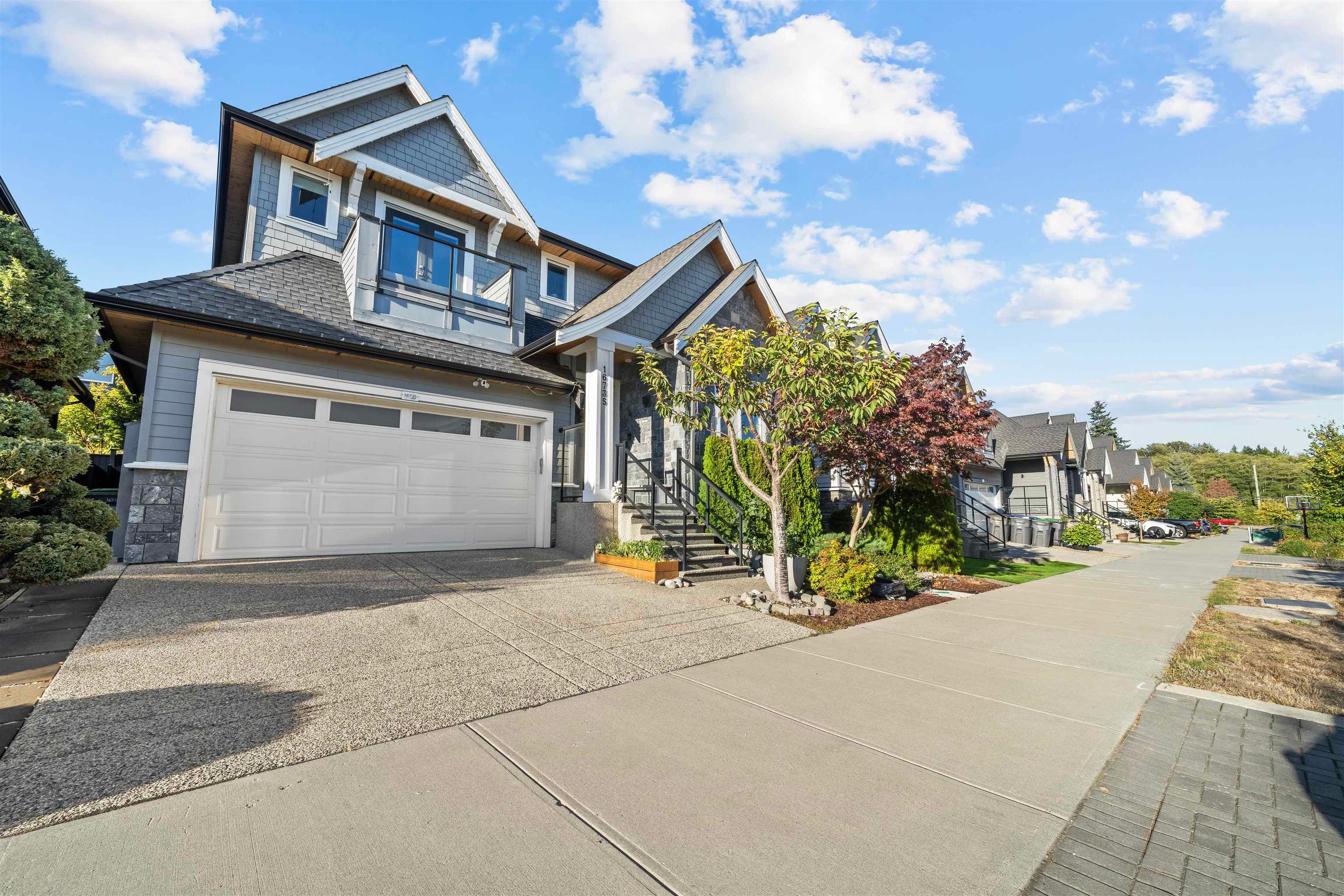 16735 17a Avenue, Surrey, V3Z 0T3 — photo 1