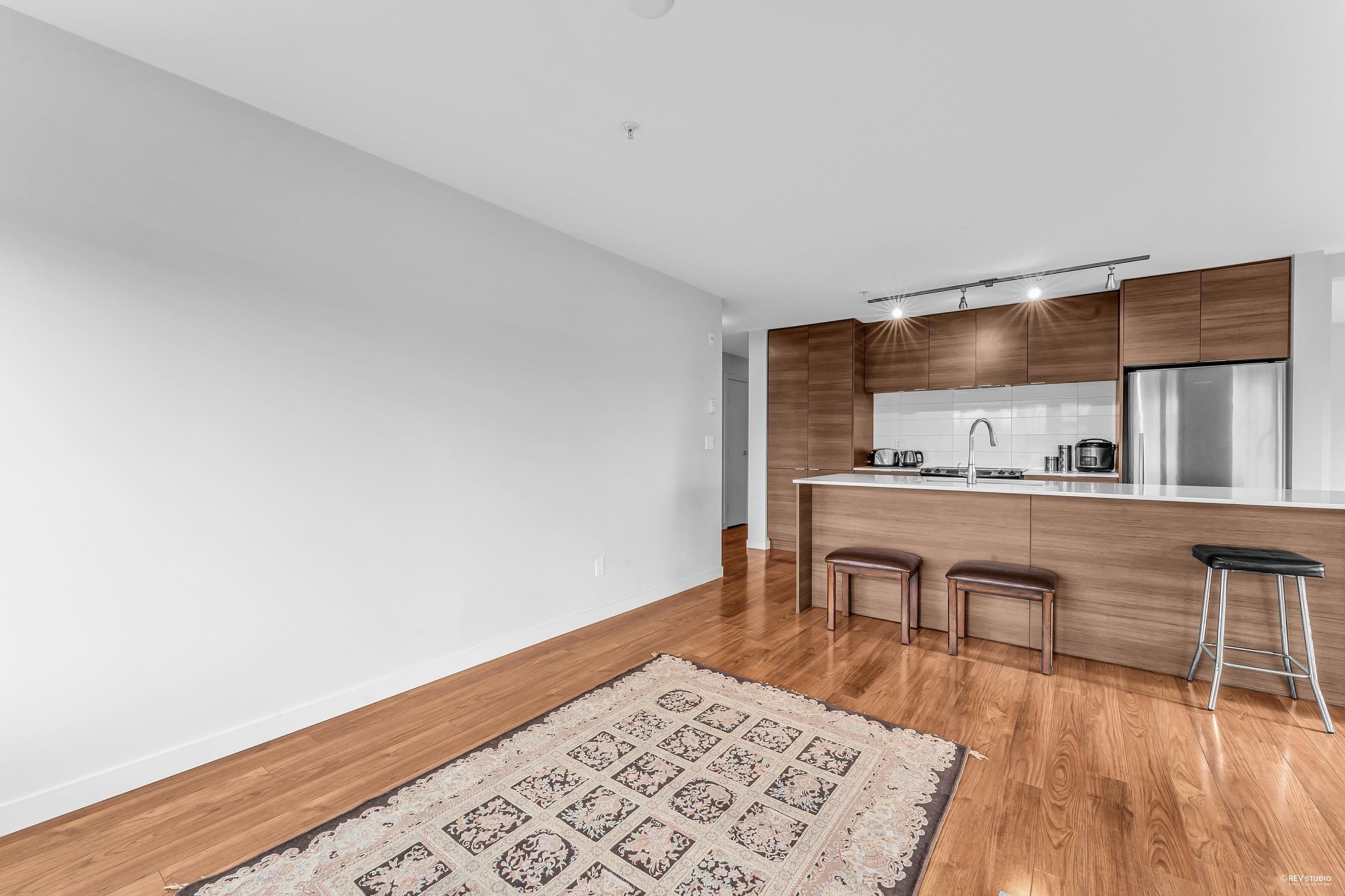 305 - 1677 Lloyd Avenue, North Vancouver, V7P 0B1 — photo 5