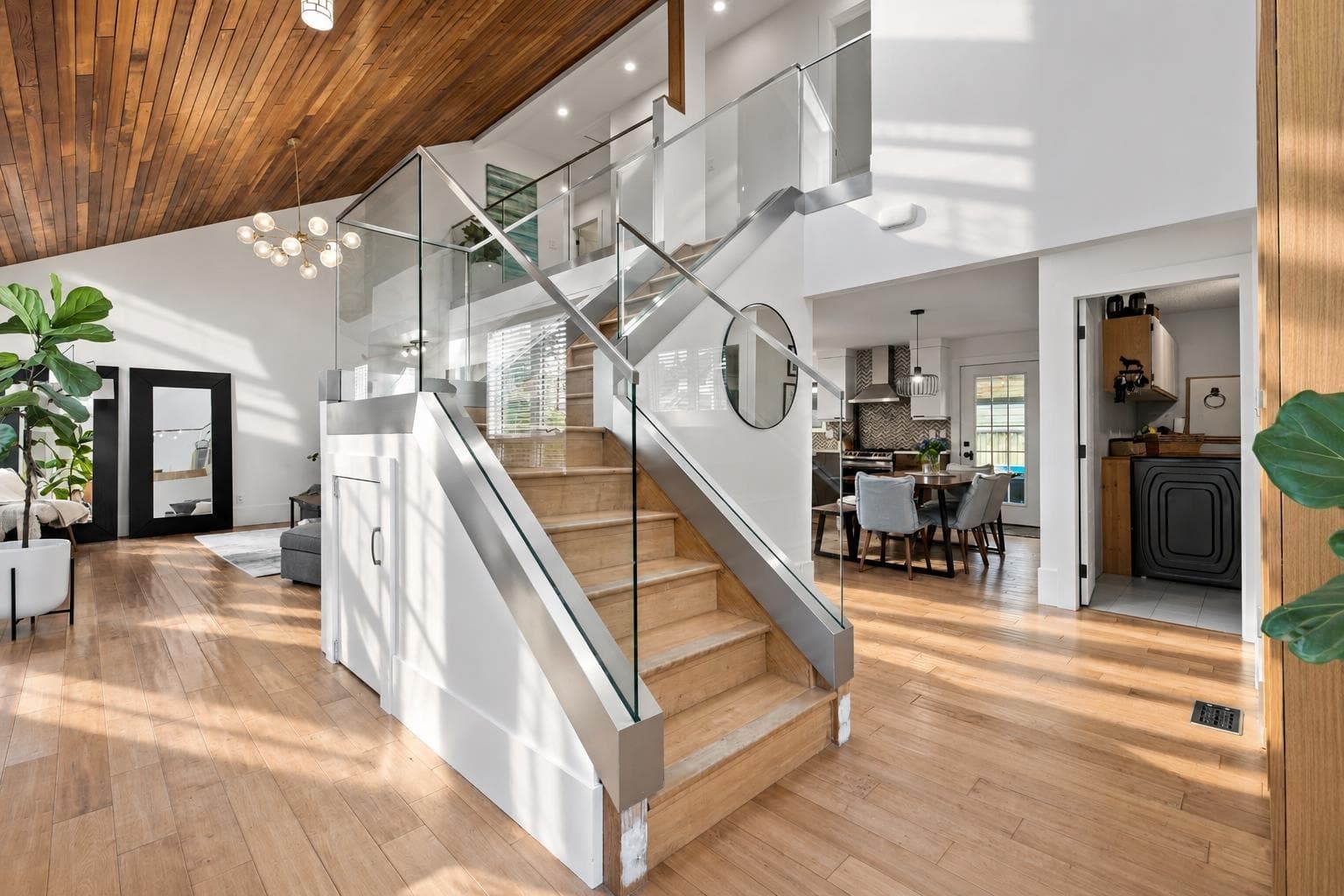 20560 45a Avenue, Langley, V3A 5W1 — photo 3